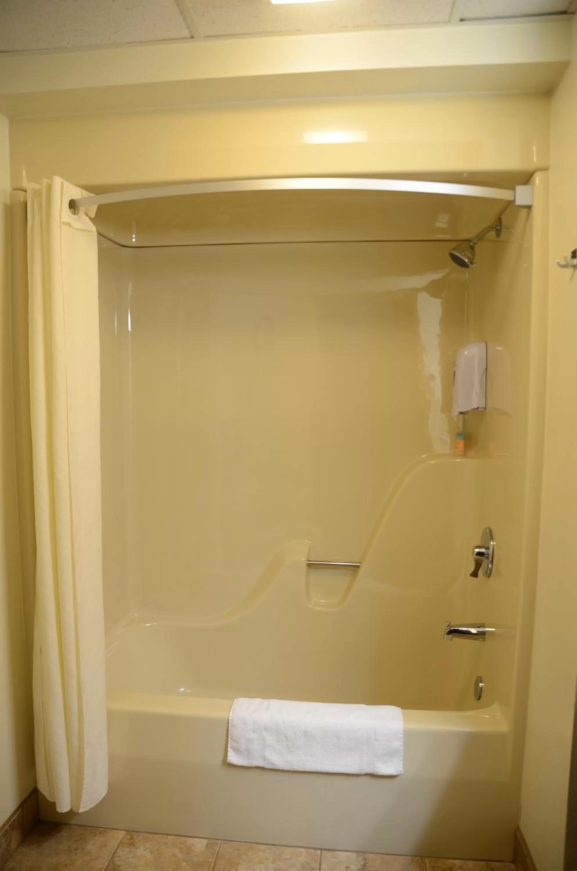 North Star Hotel Pictured Rocks