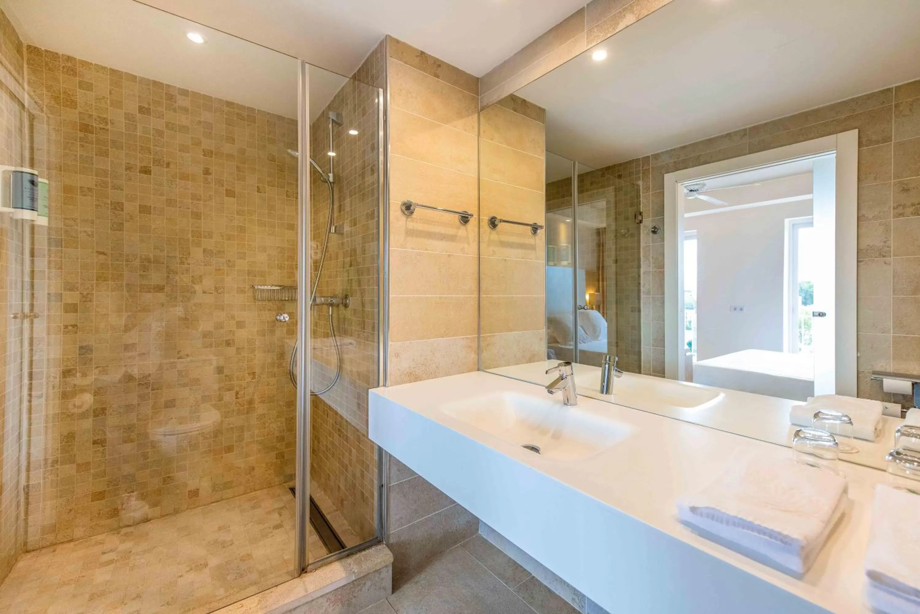 Bathroom in Valentin Park Club