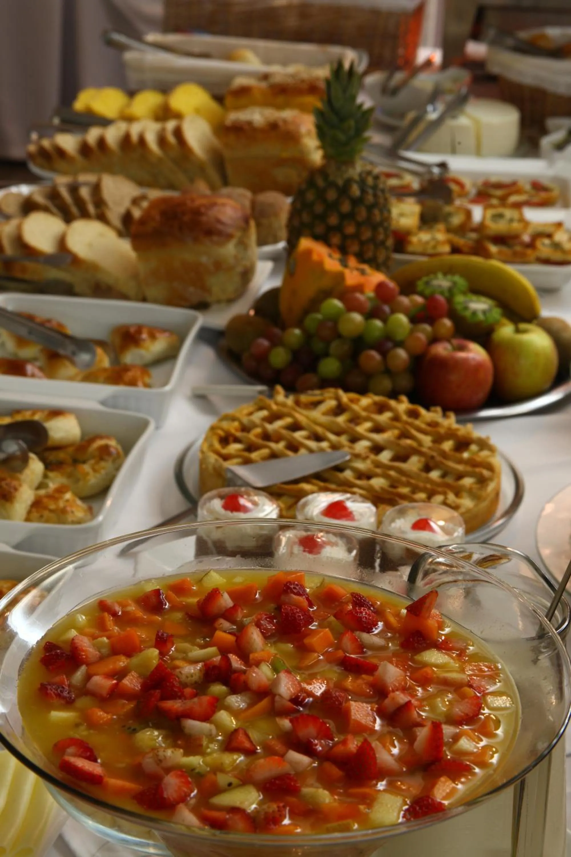 Restaurant/places to eat in Hotel Kehdi Plaza