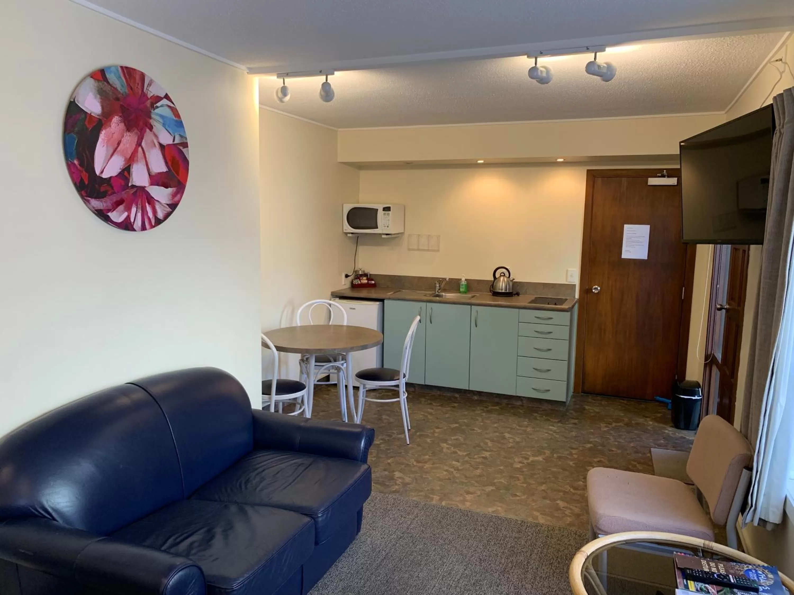 755 Regal Court Motel