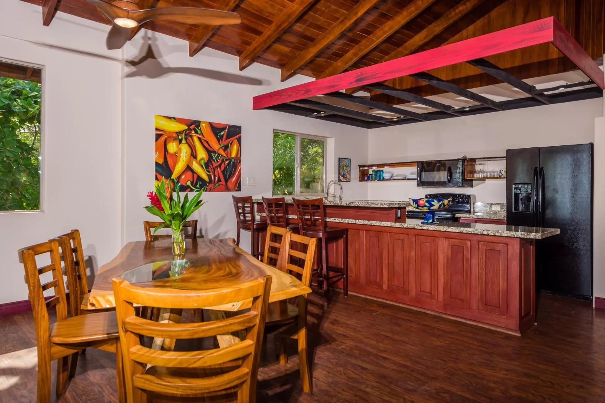Dining area, Kitchen/Kitchenette in Corona del Mar