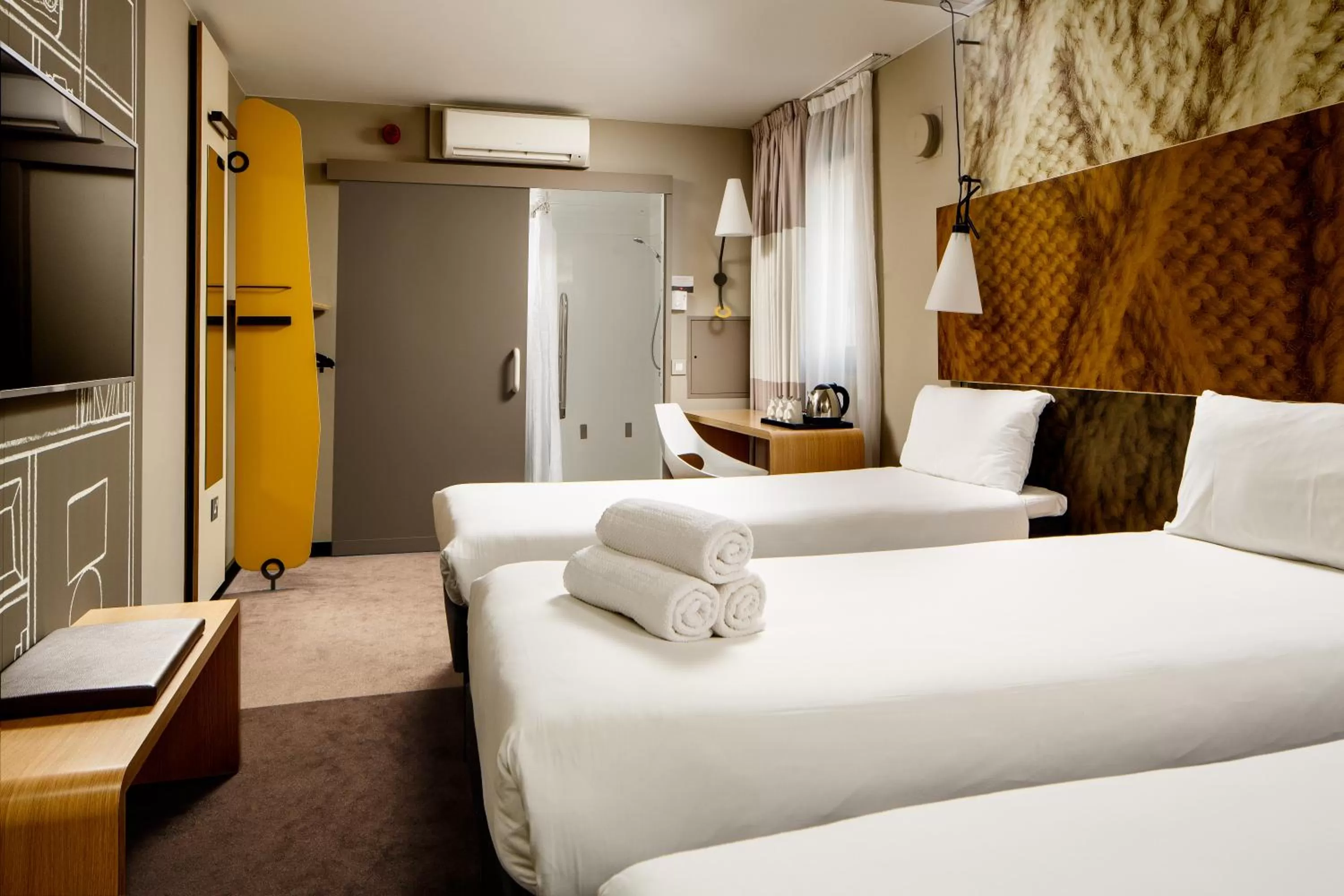 Bed in ibis London City - Shoreditch