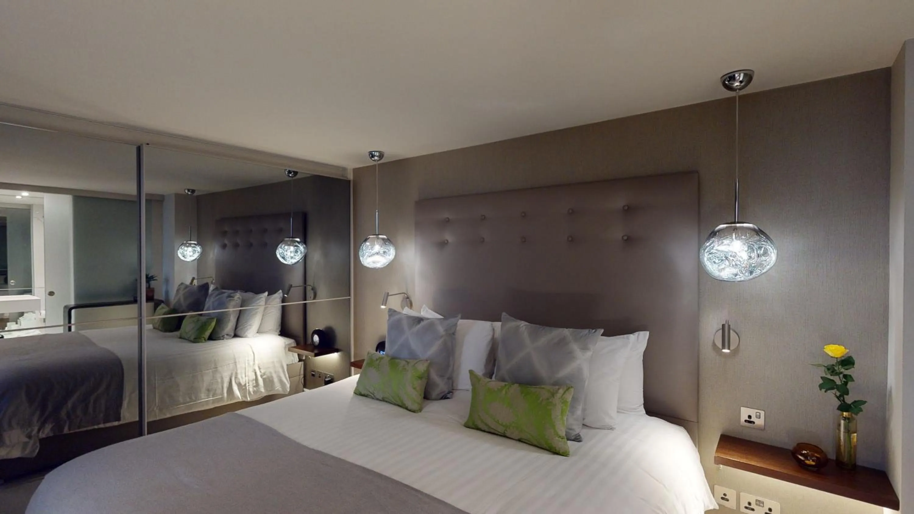 Bed in The Harrington - Gloucester Road - 1 Harrington Gardens