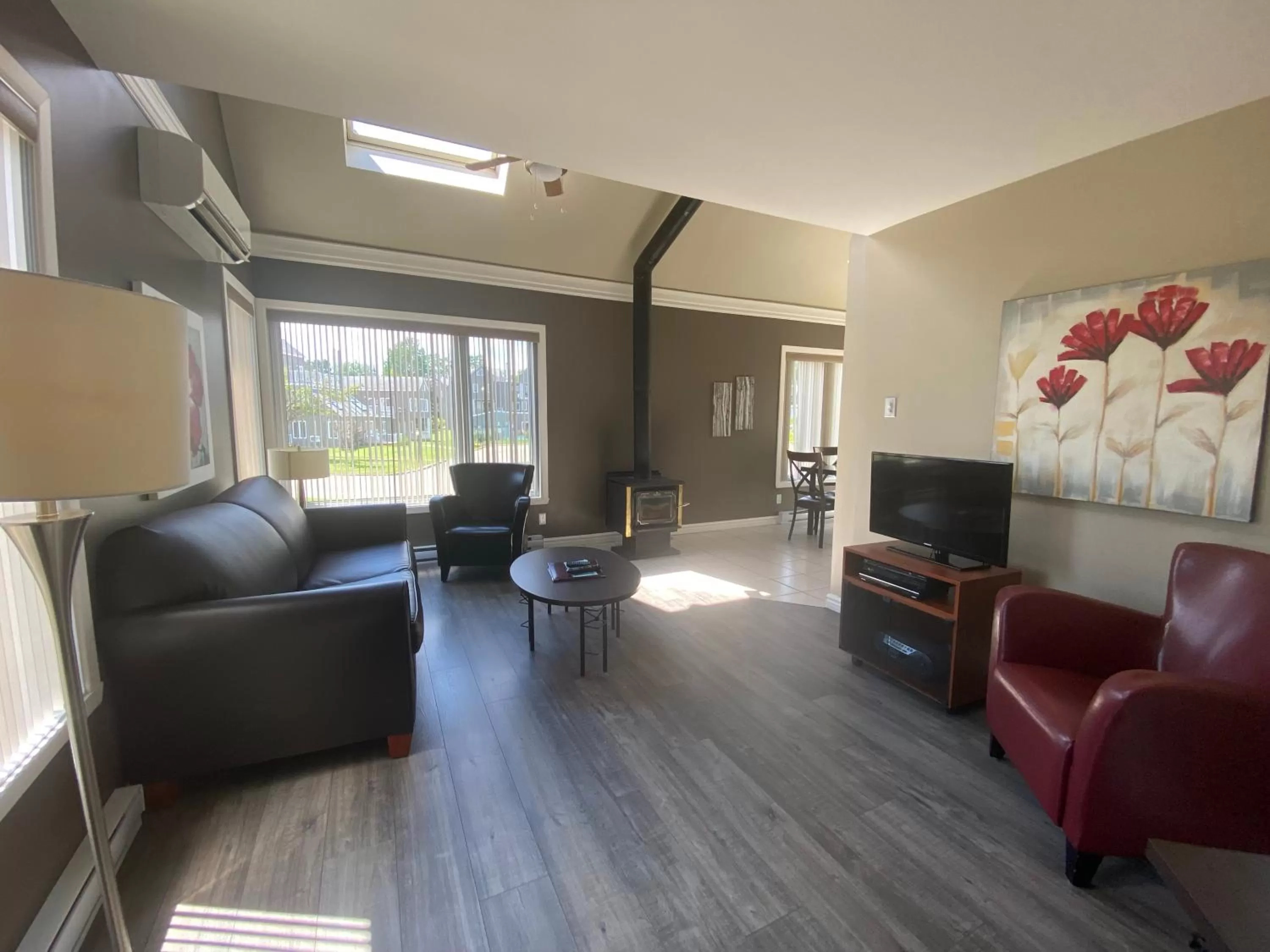 Two-Bedroom Apartment in Condos Vacances MSA HOTEL