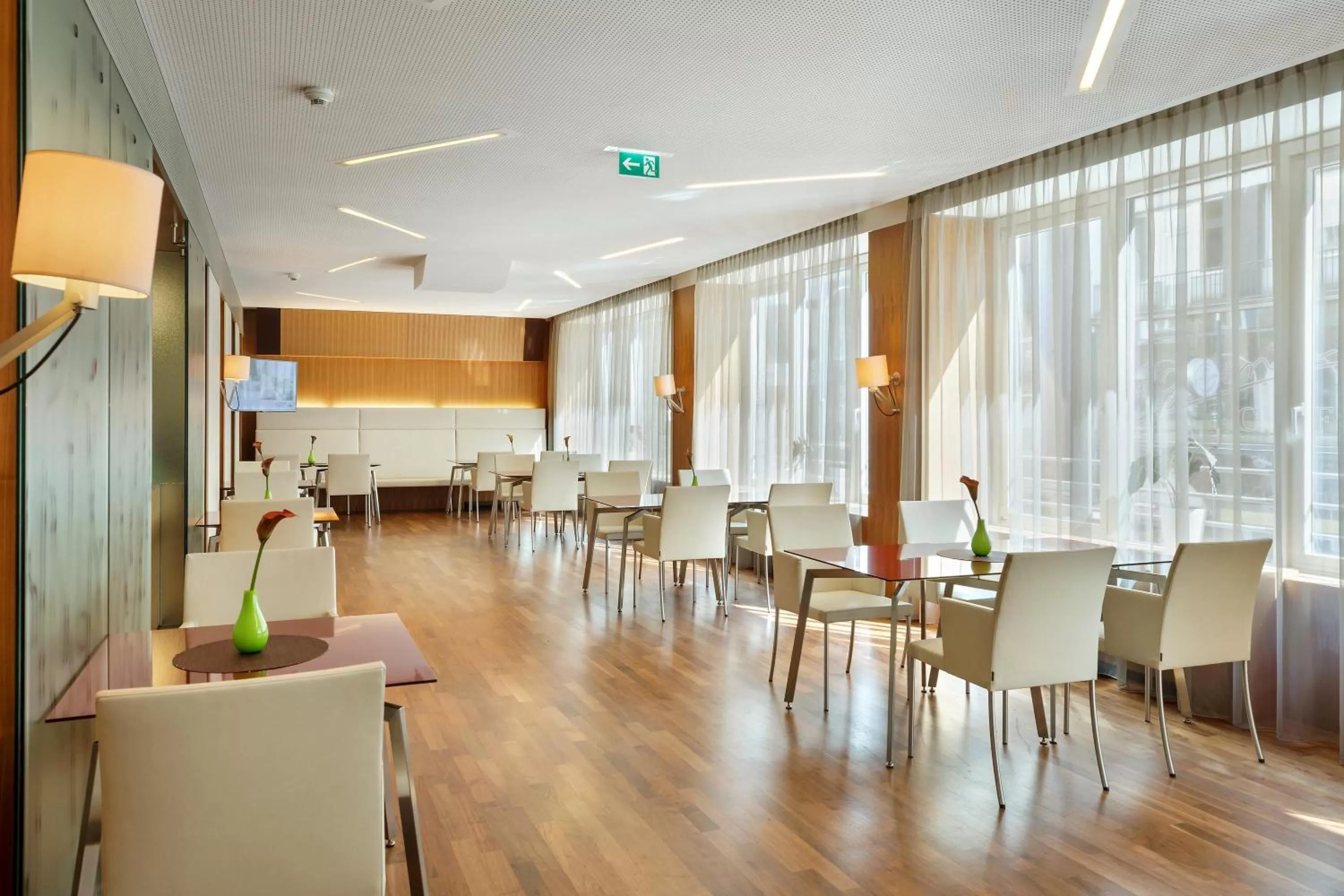 Restaurant/places to eat in Austria Trend Hotel Europa Wien