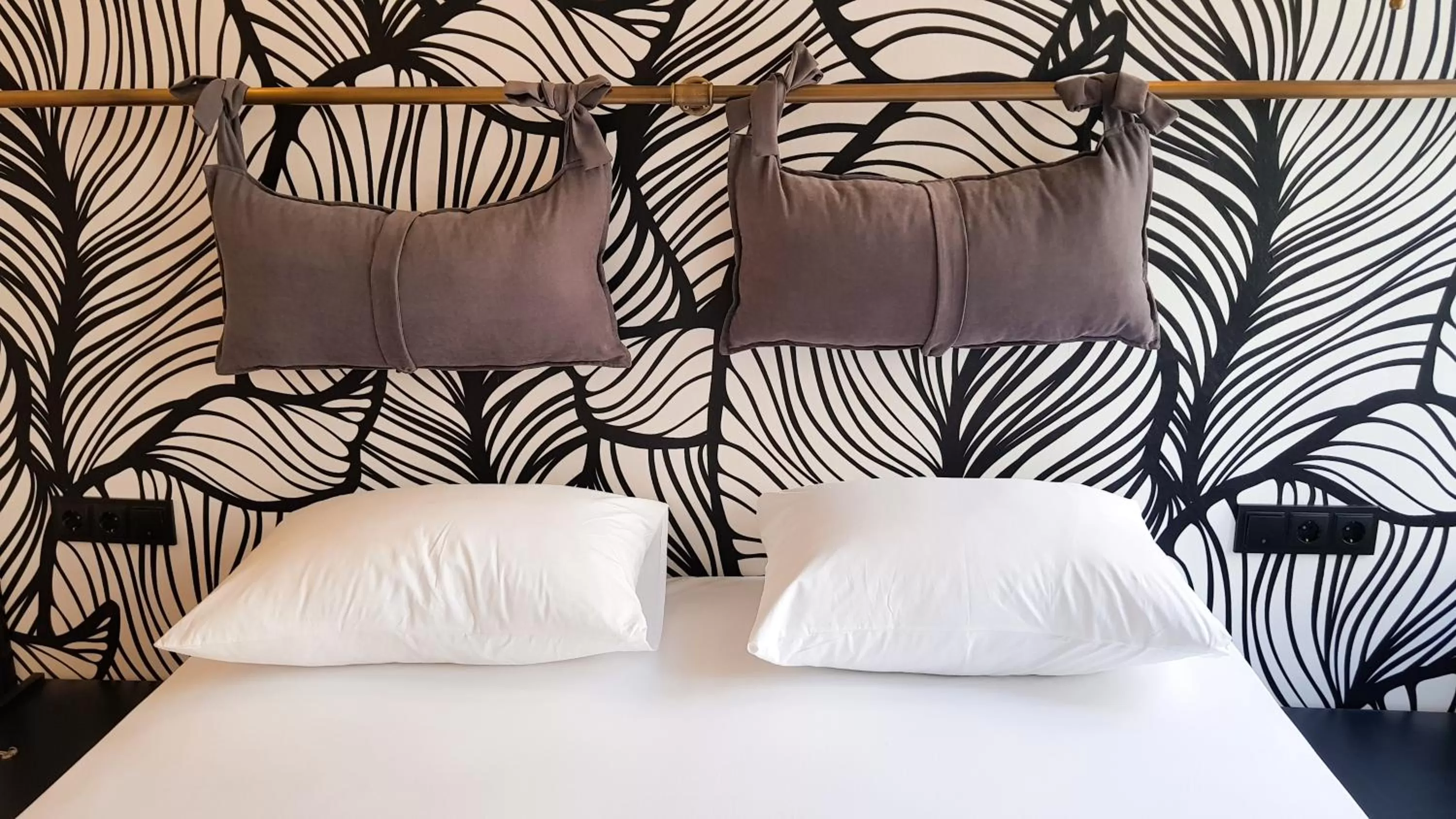 Bed in Casa Rosa Suites