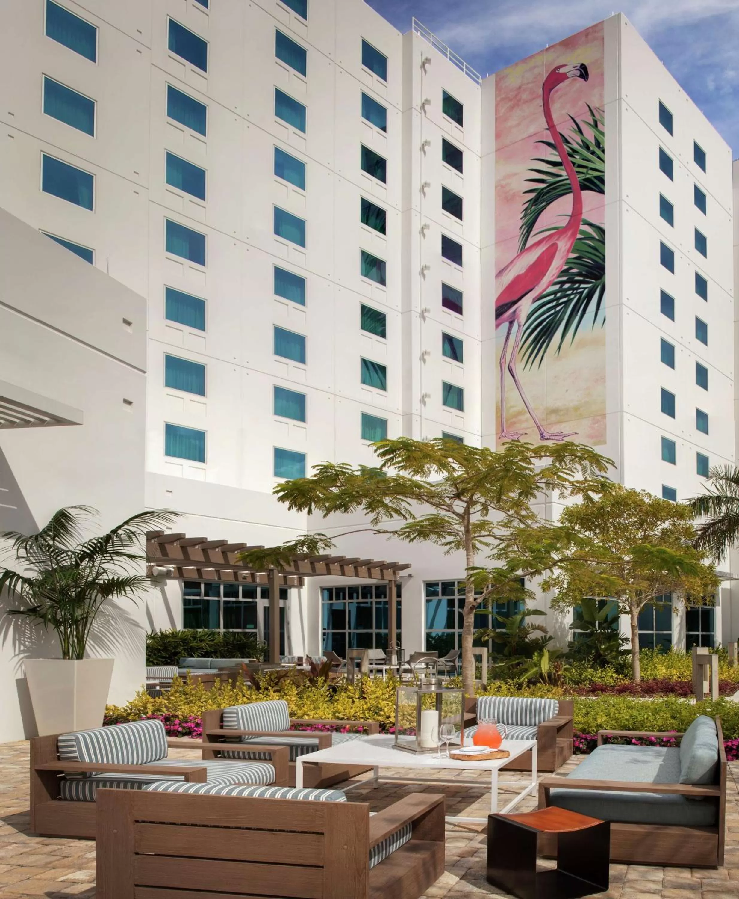 Property building in Hilton Garden Inn Miami Dolphin Mall
