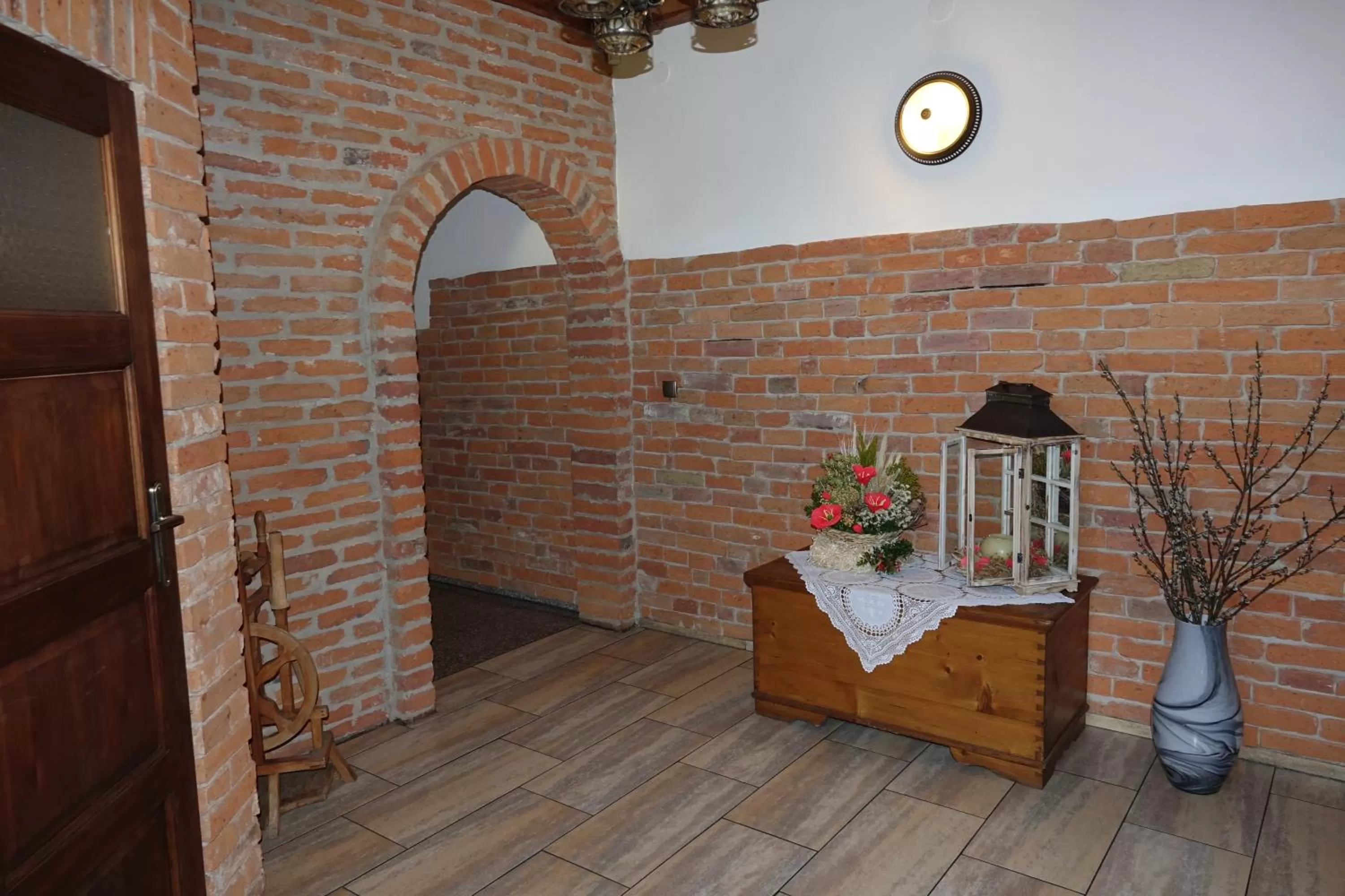 Restaurant/places to eat in Gościniec Dworski w Ropie