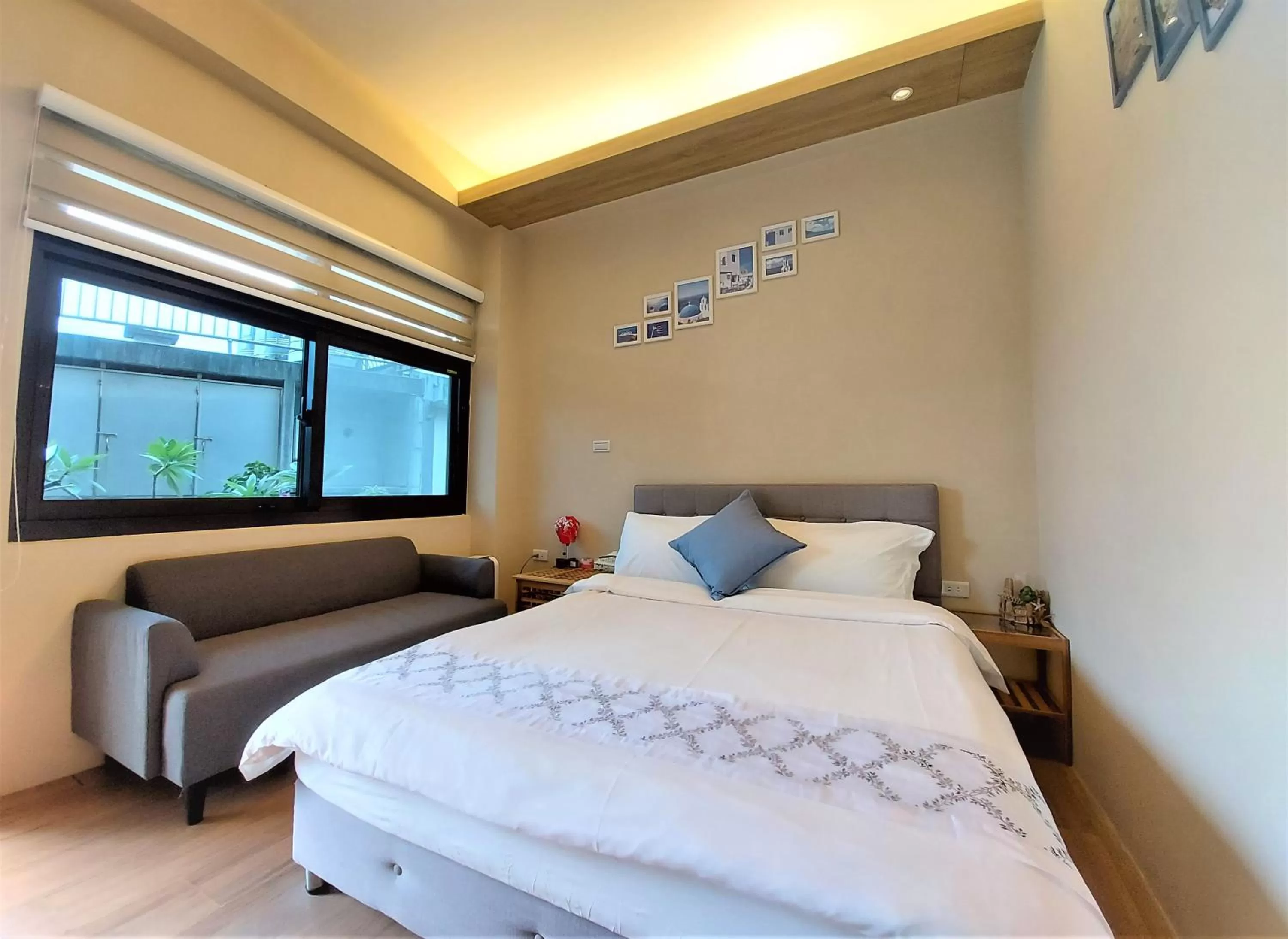 Photo of the whole room, Bed in Dosun B&B