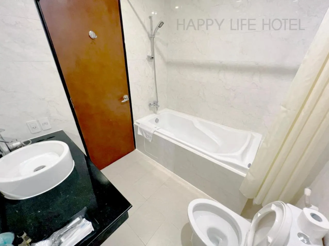 Happy Life Hotel District 7 Gần SECC