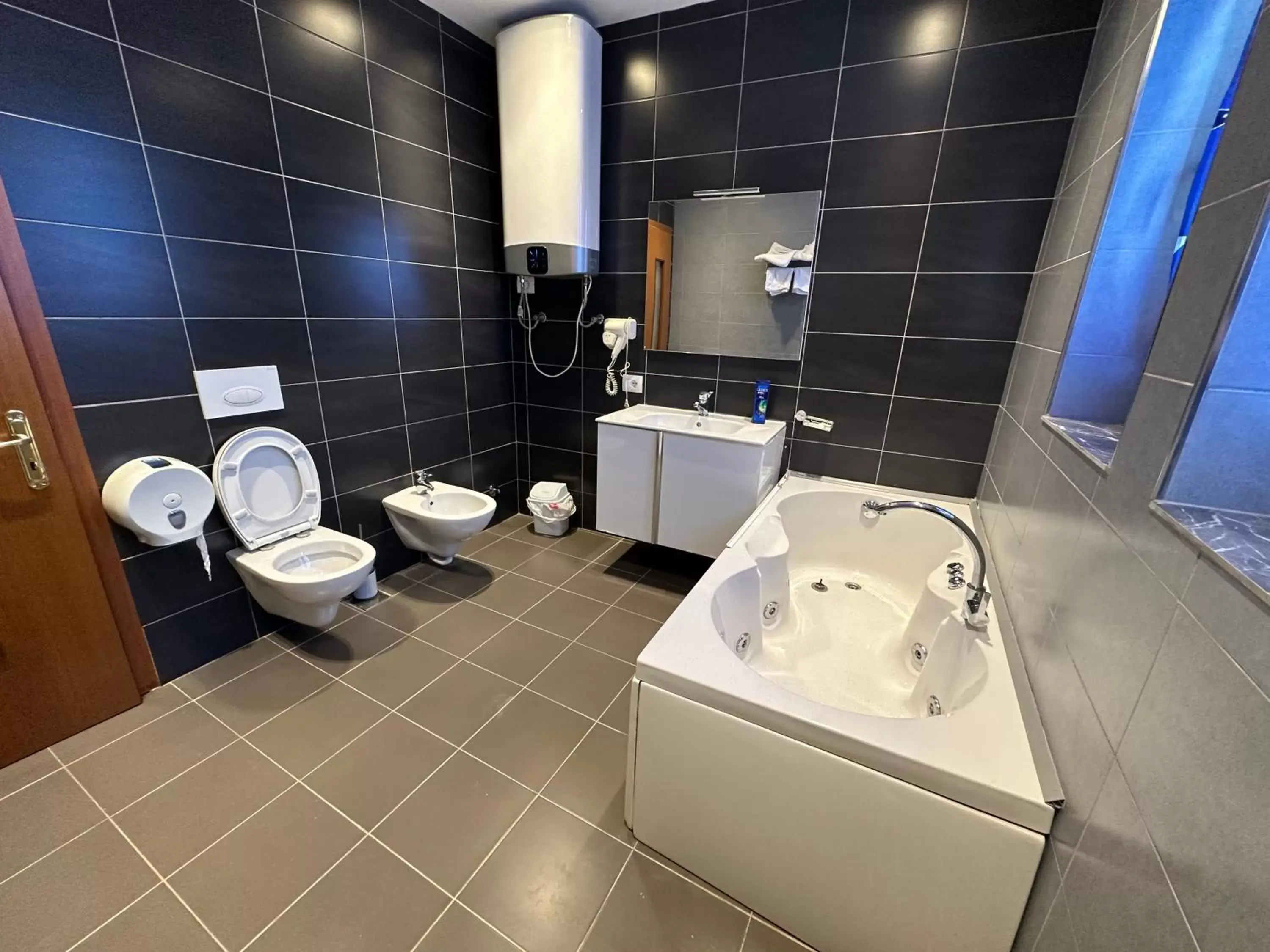 Double Room with Spa Bath in Hotel Gjallica Double Room with Spa Bath in Hotel Gjallica