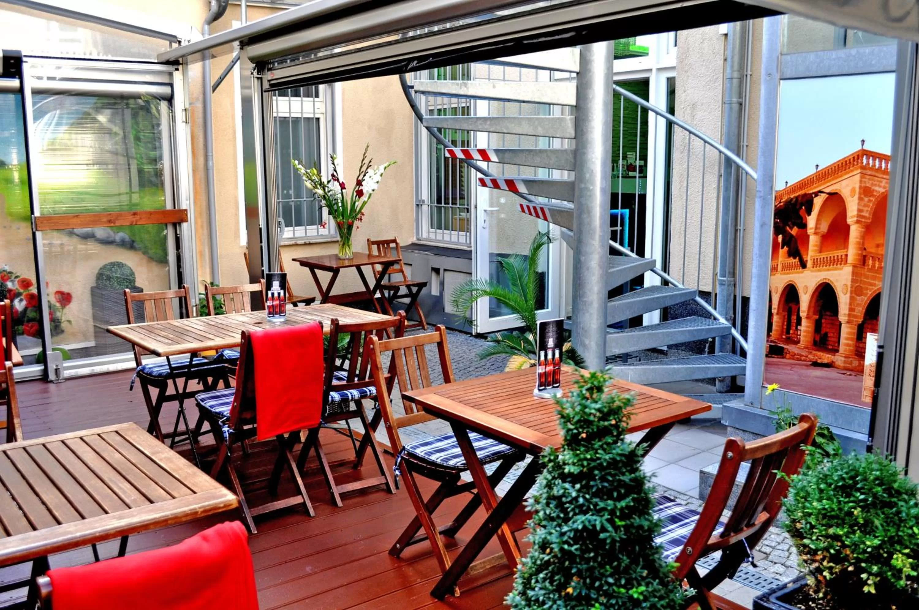 Lounge or bar in Hotel Prens Berlin