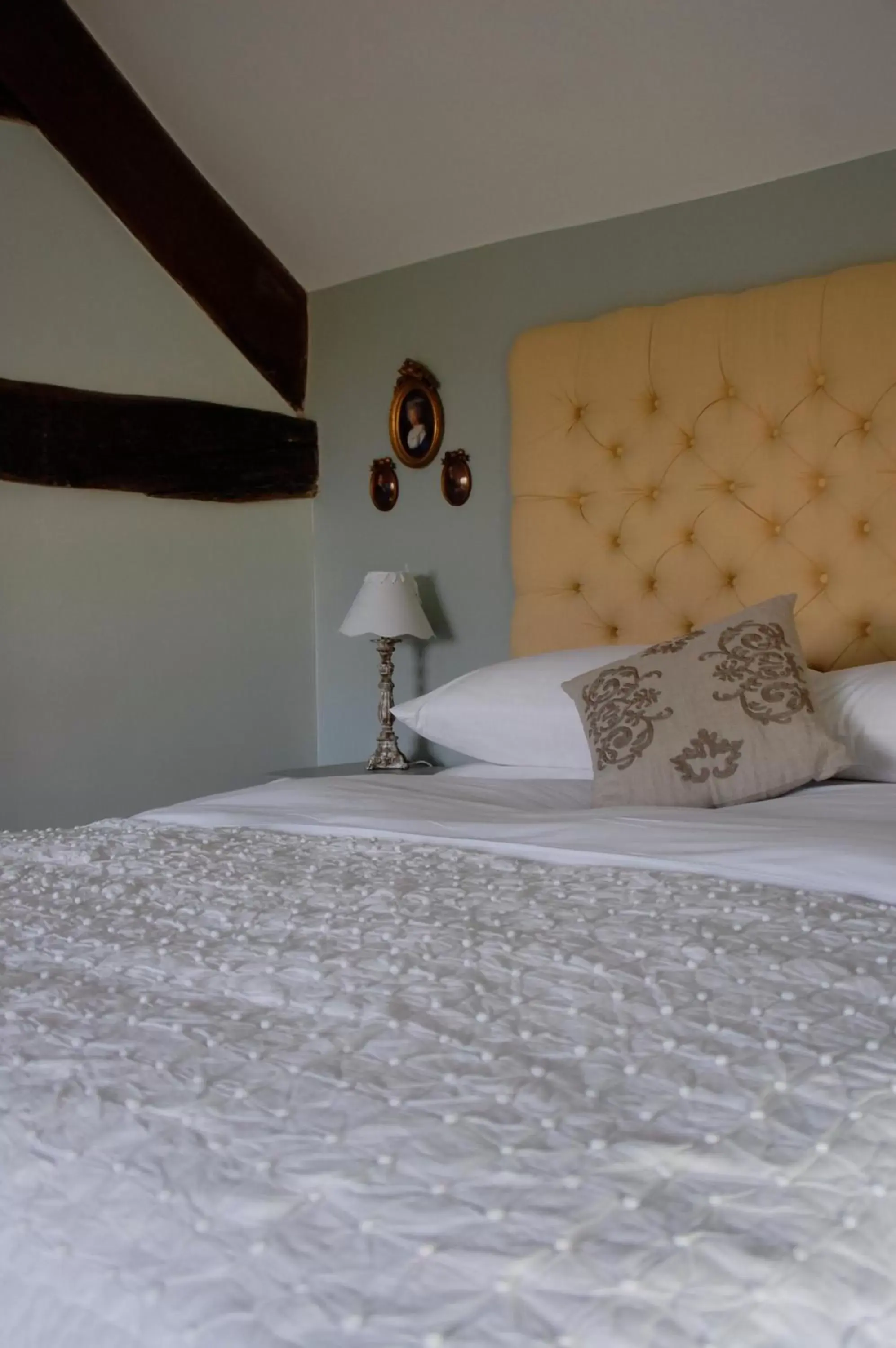 Superior Double Room in The Bridge House Superior Double Room in The Bridge House