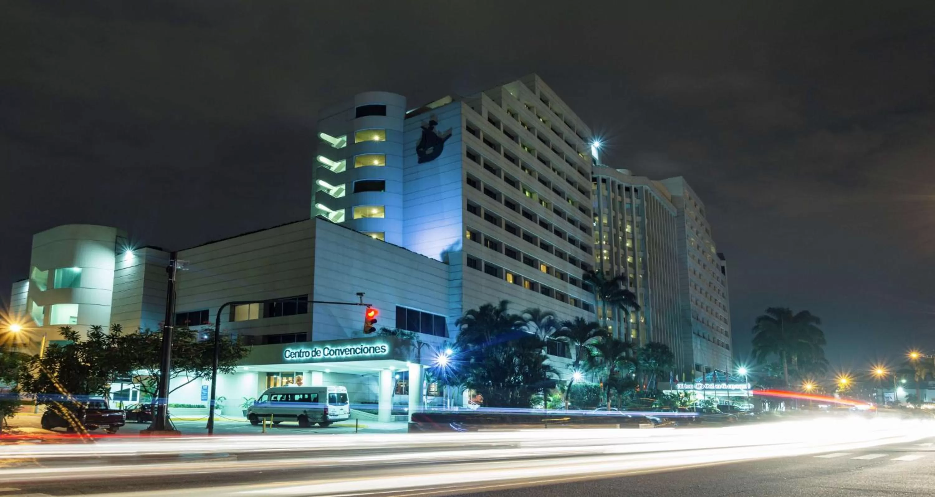 Property building in Hilton Colon Guayaquil Hotel