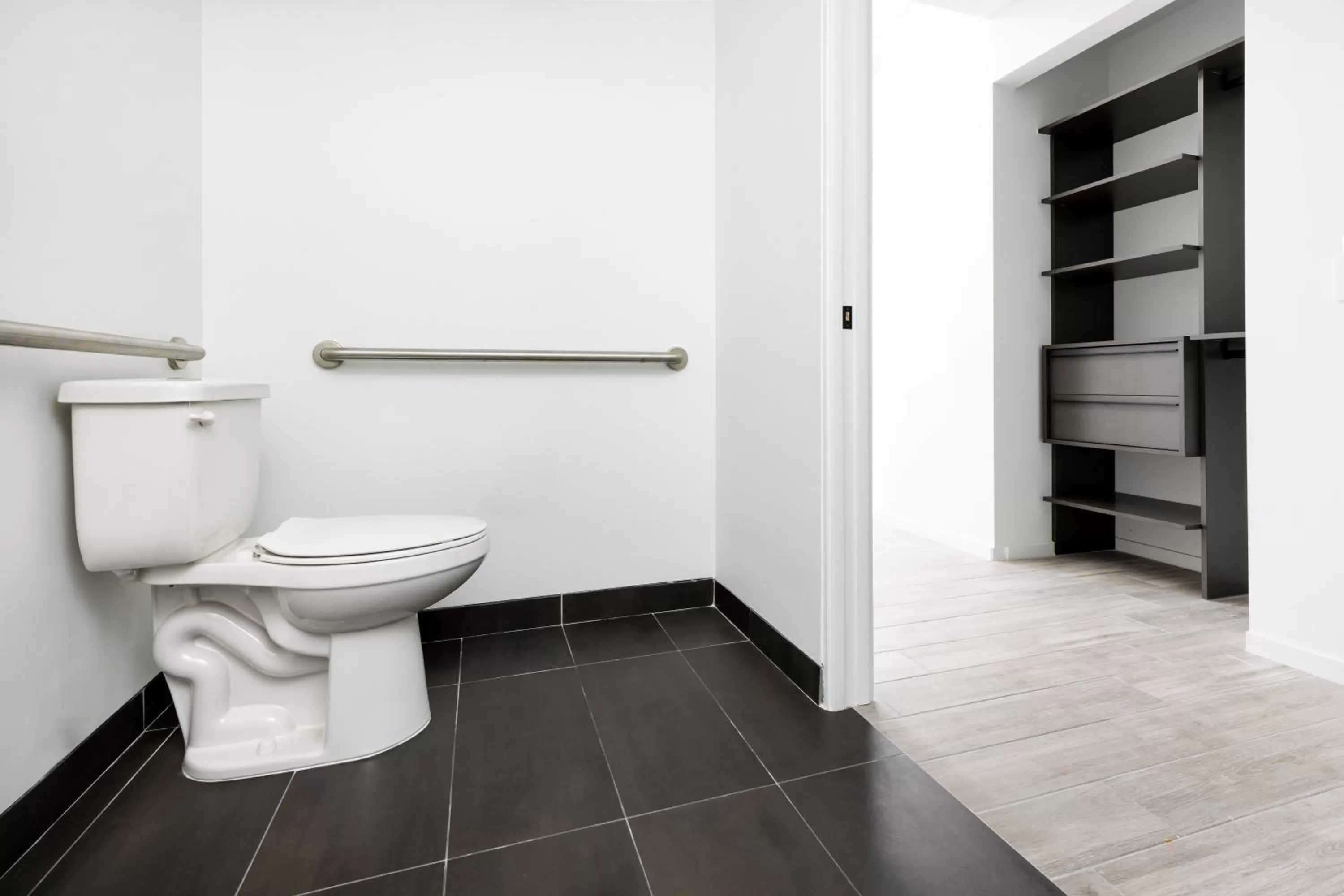 Toilet in The Elser Hotel Miami - An All-Suite Hotel