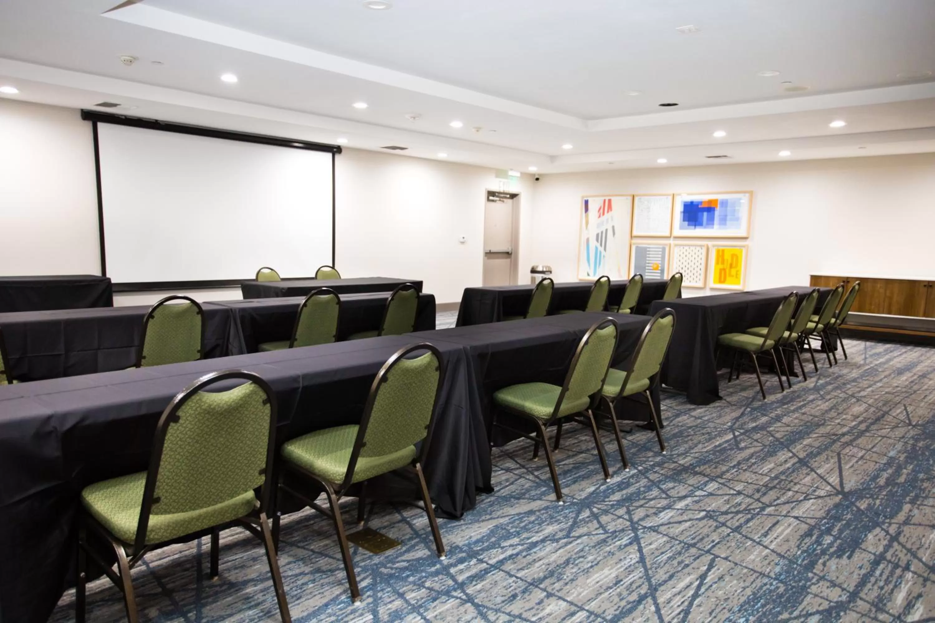 Meeting/conference room in Holiday Inn Express & Suites Sacramento NE Cal Expo by IHG