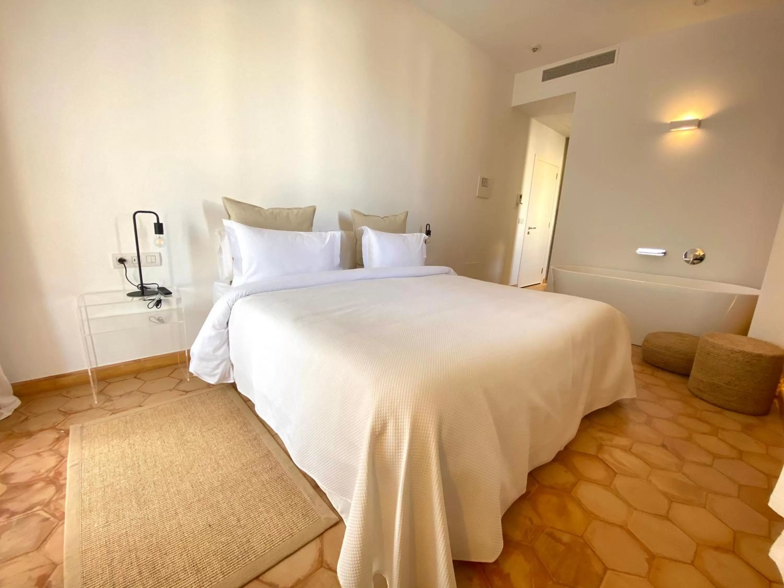 Bed in Hotel Boutique Can Pocovi