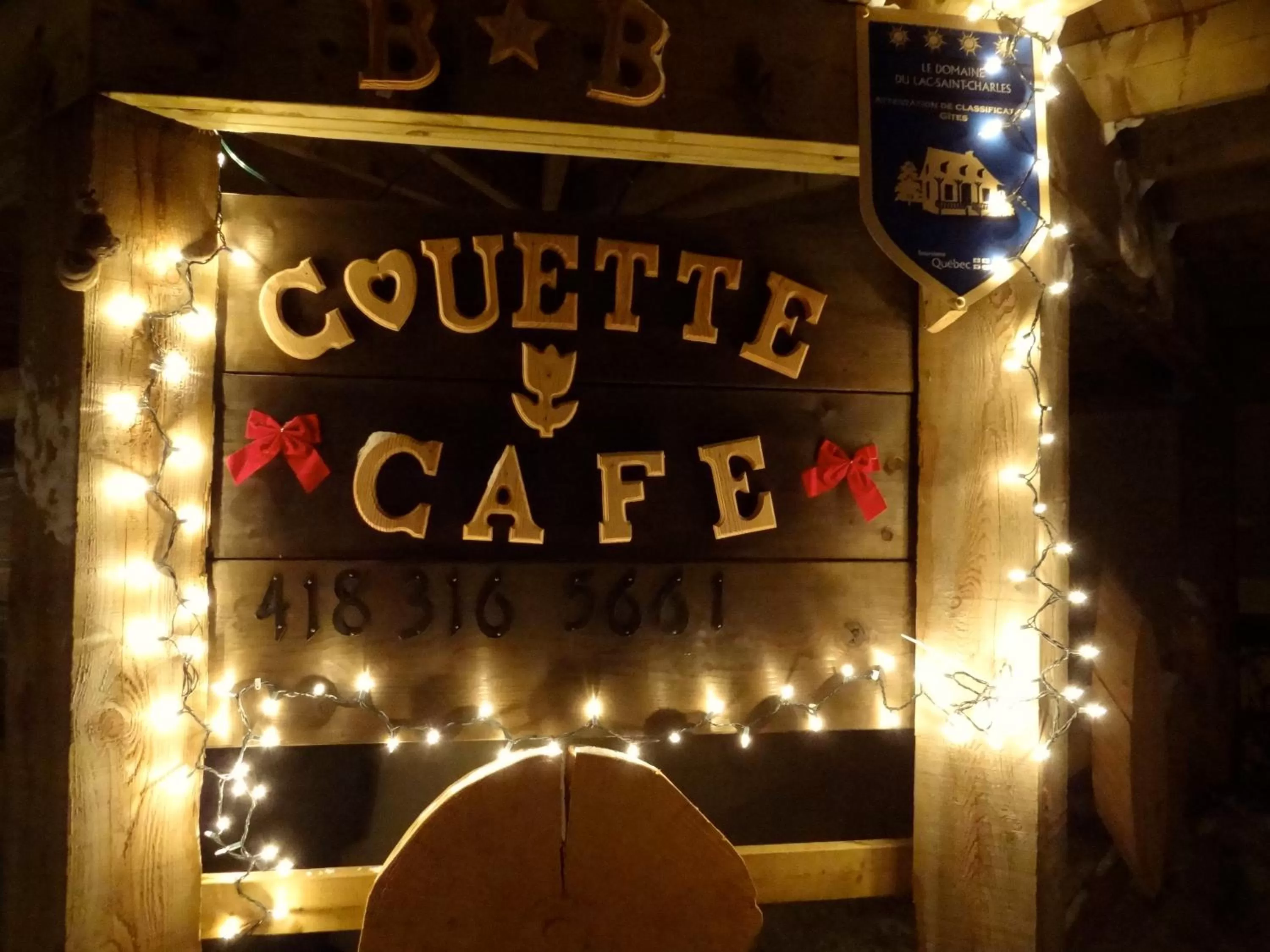 Property logo or sign in Le Domaine du Lac Saint Charles