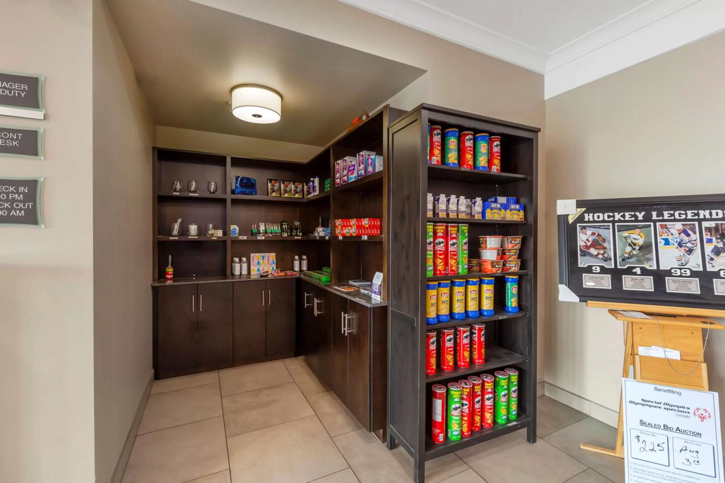 Lobby or reception in Best Western PLUS Fort Saskatchewan Inn & Suites