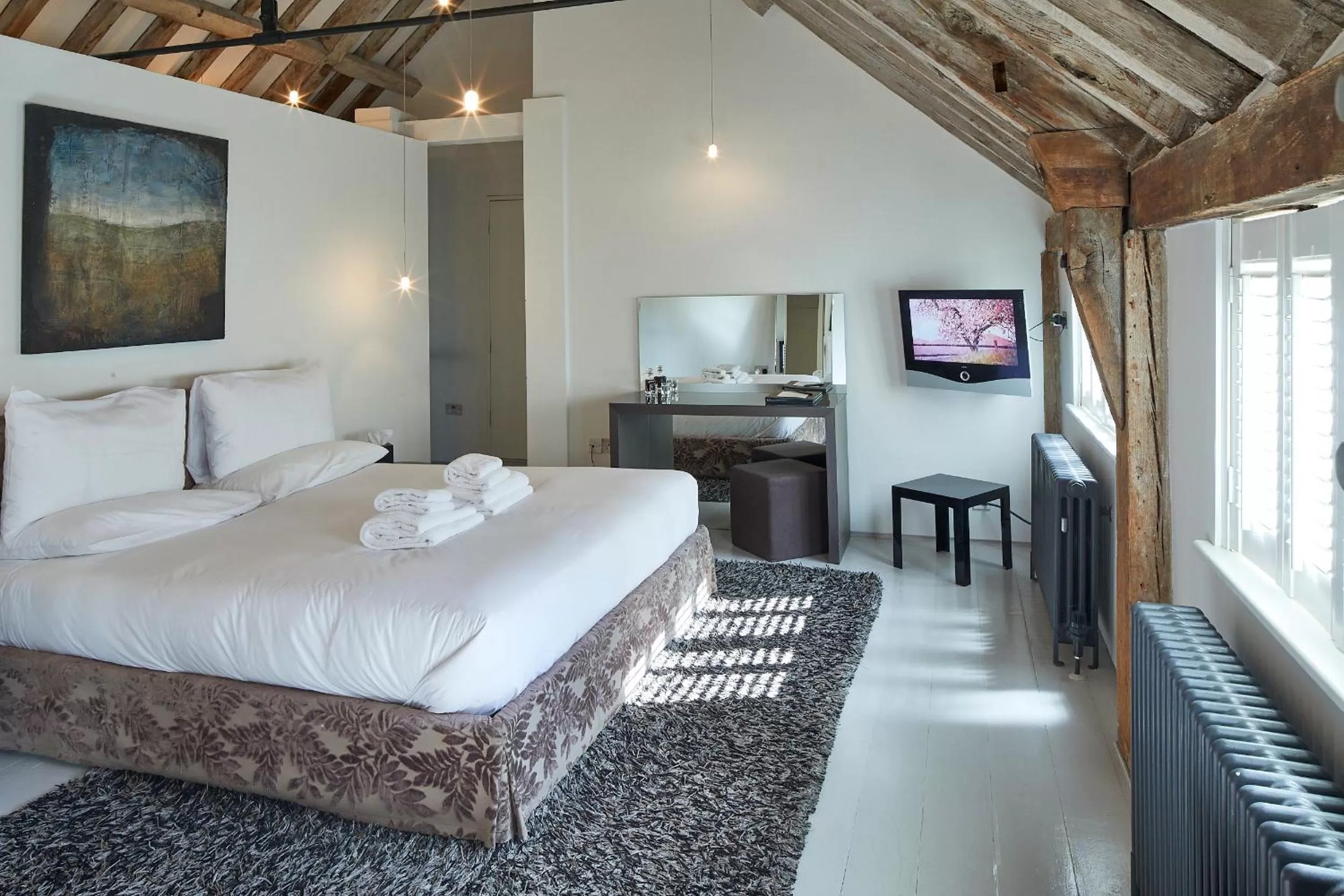 Bed in Tuddenham Mill Luxury Hotel