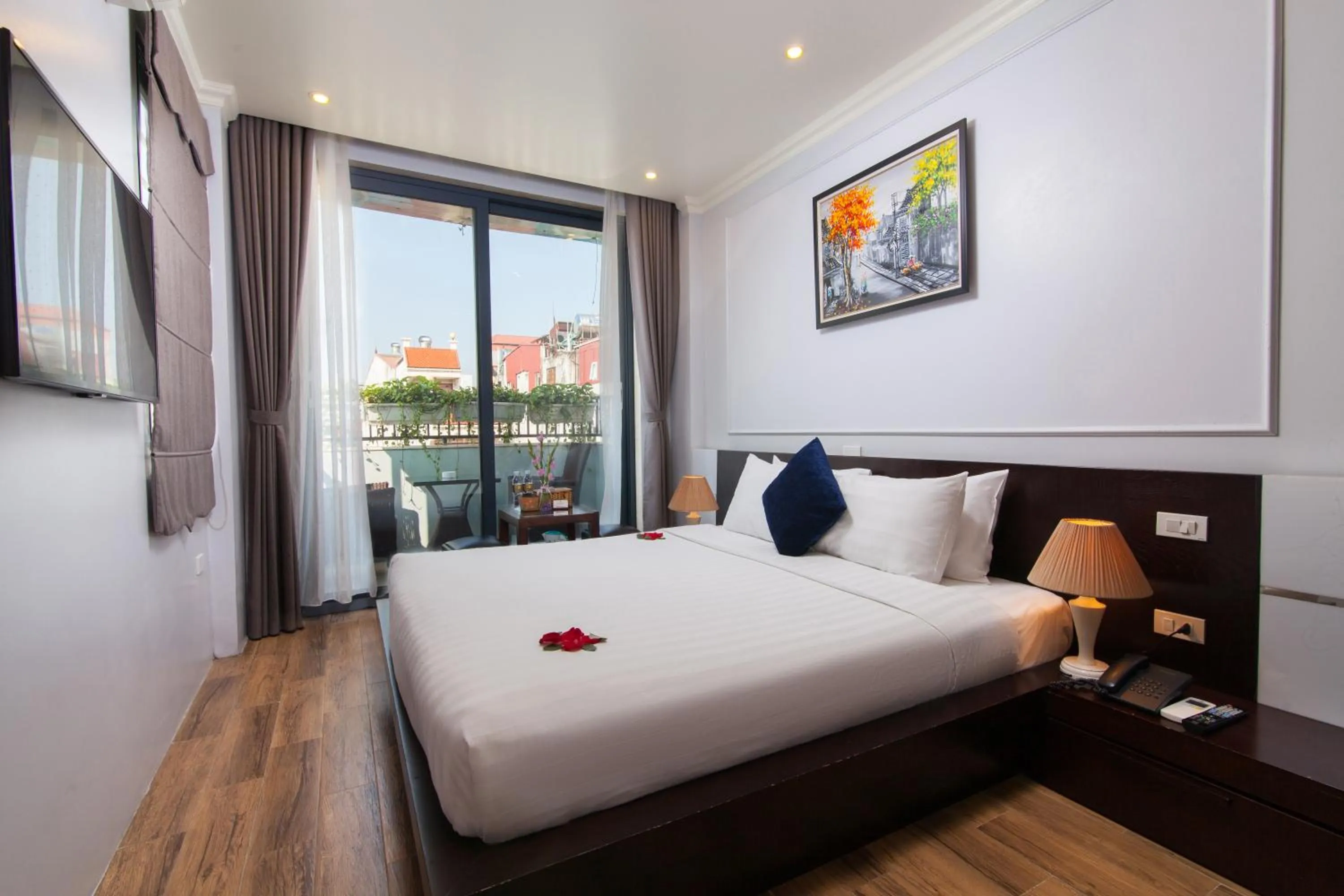 Junior Suite with Balcony in Bella Rosa Hotel & Spa