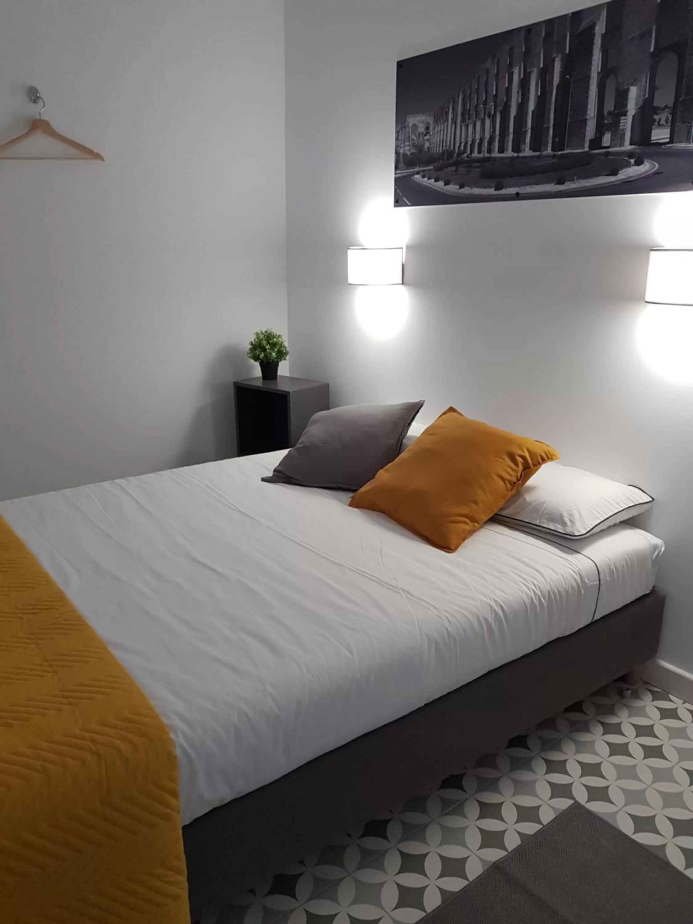 Bed in Cool Guest House