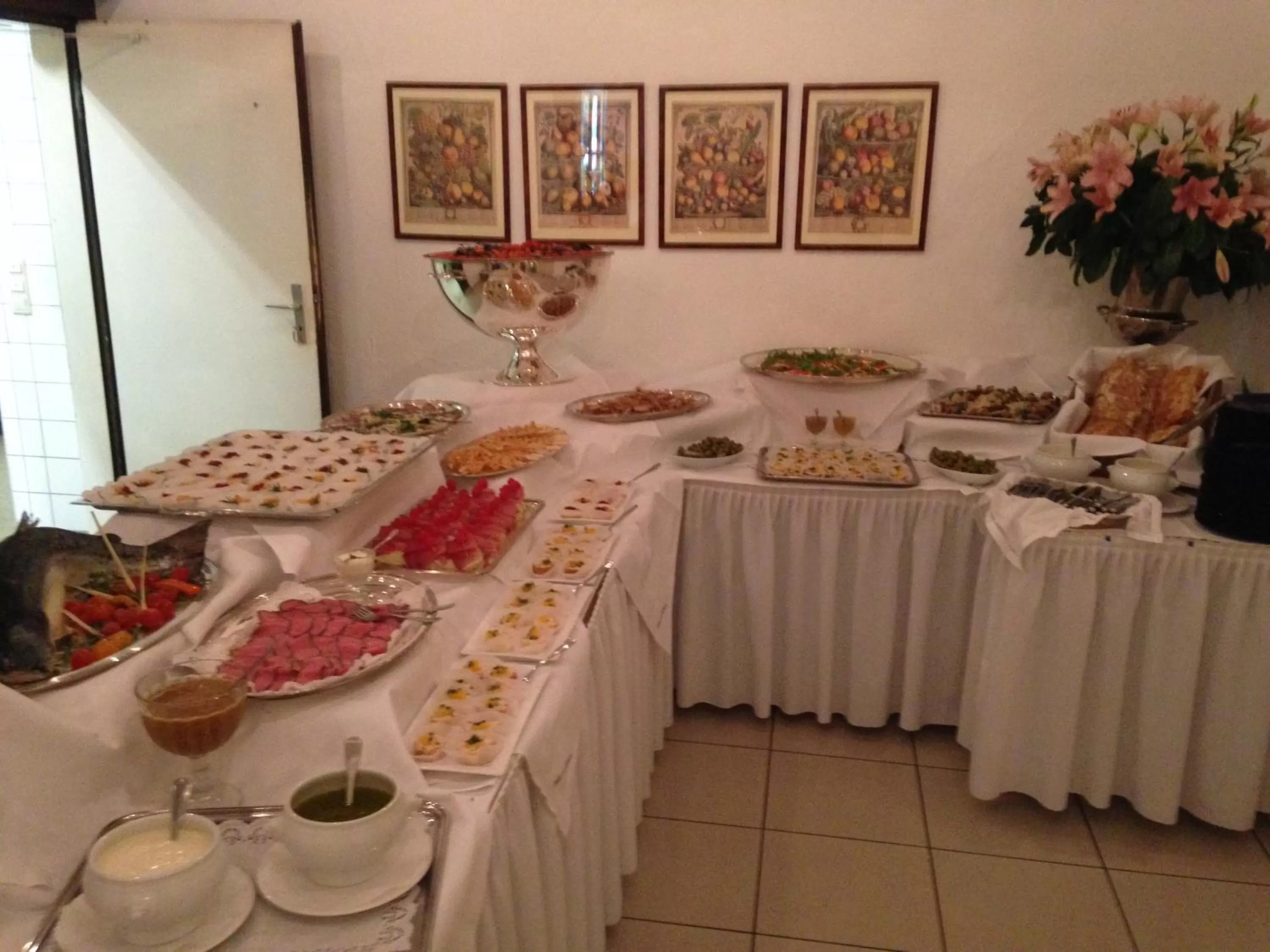 Meals, Food in Waldhaus an de Miälkwellen