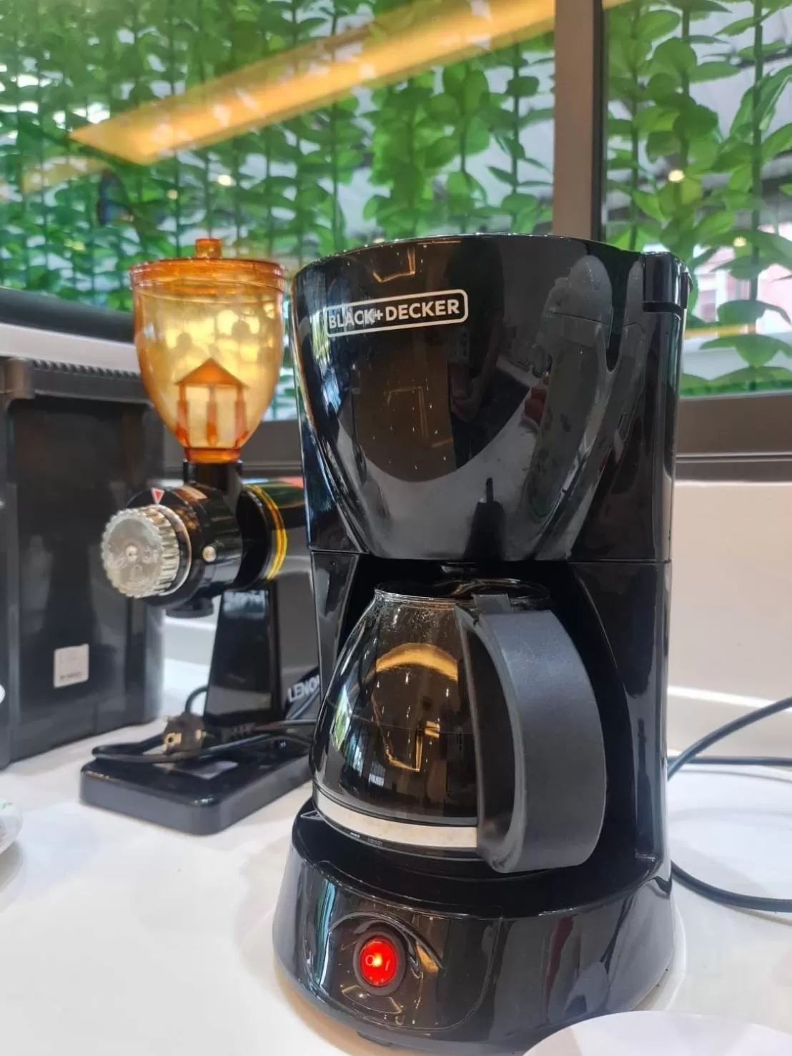 Restaurant/places to eat in NORN Rimklong Bangkok Hotel