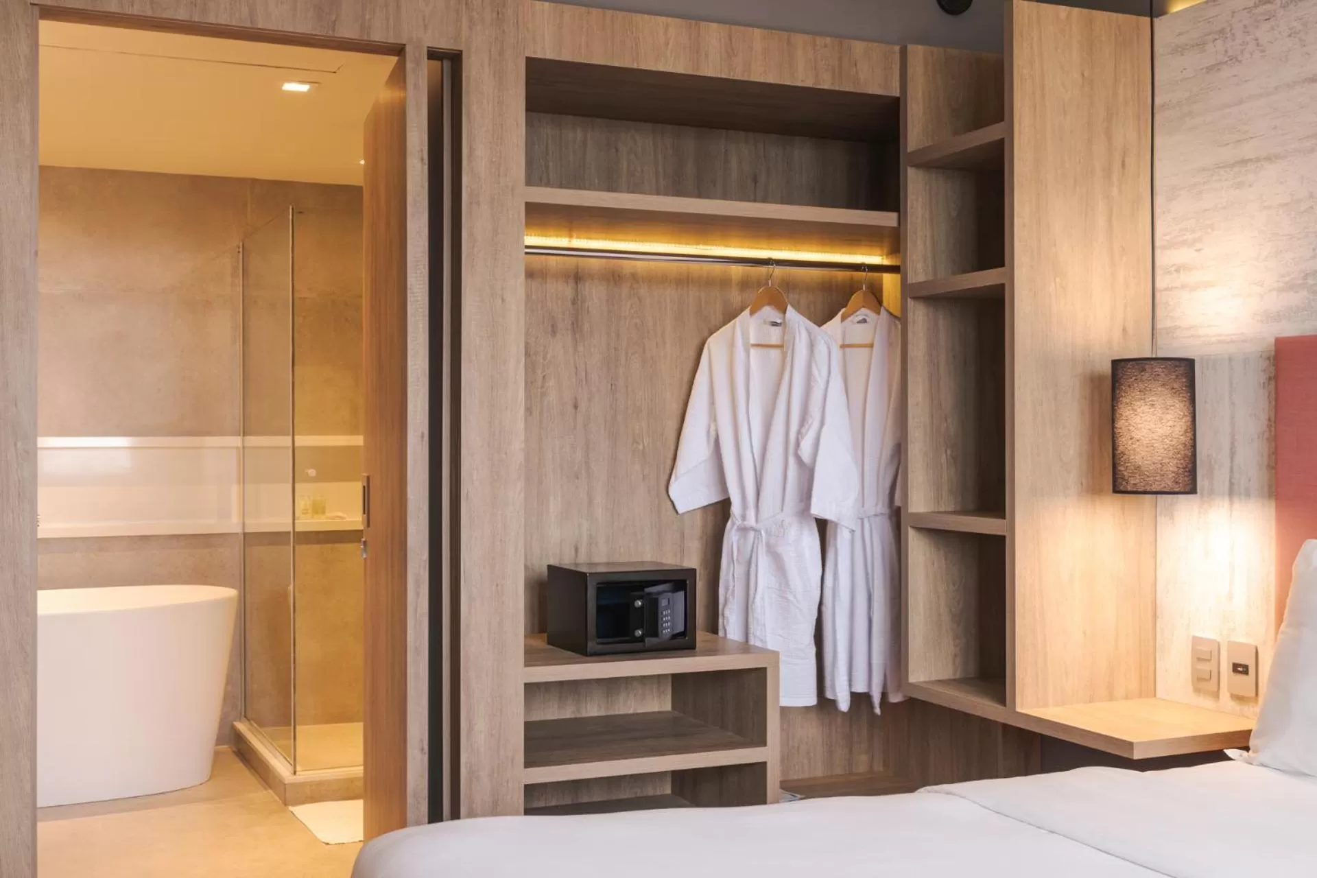 wardrobe in Novotel Porto Alegre Airport