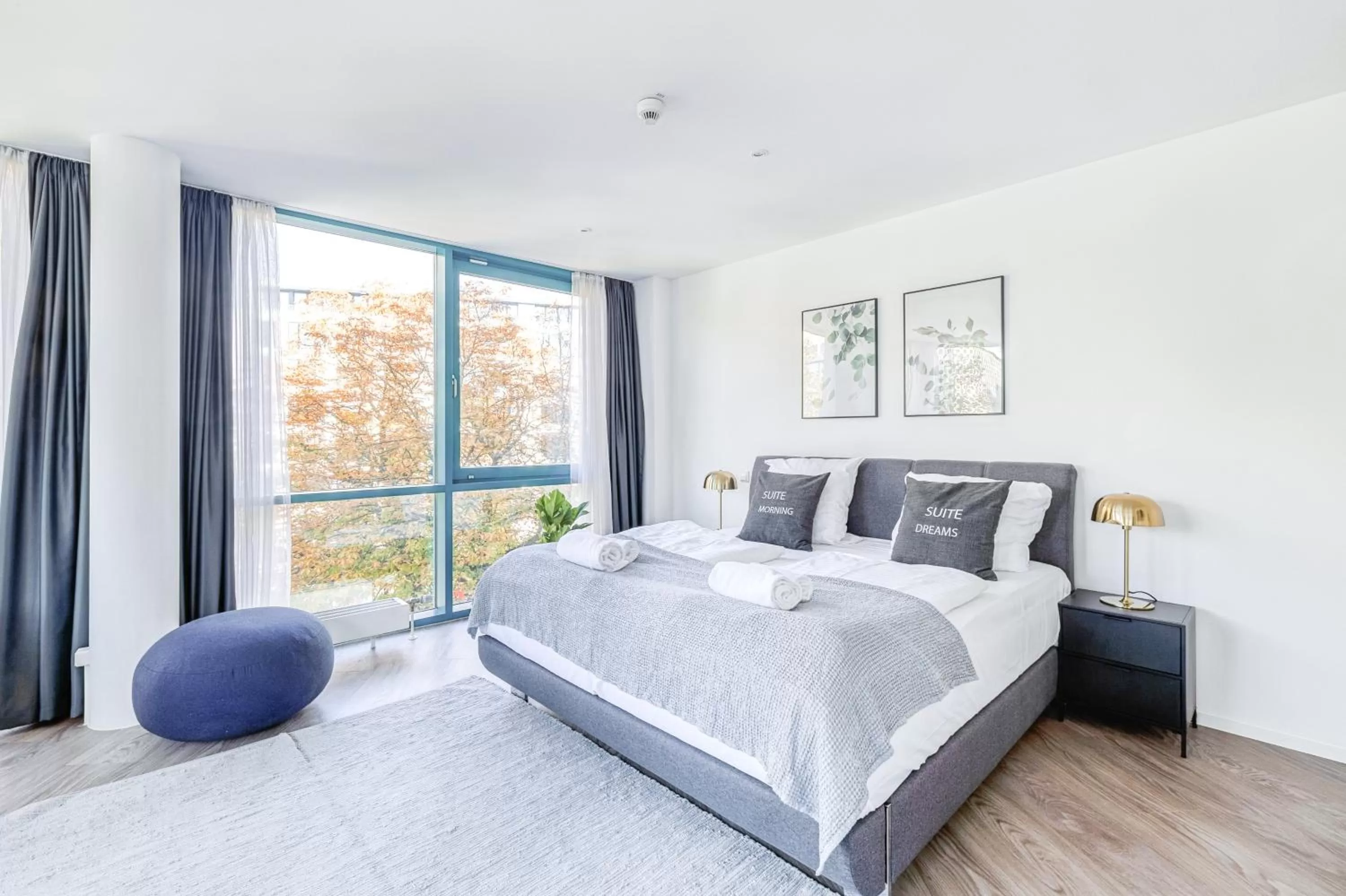 Bed in Limehome Köln Friesenplatz - Digital Access