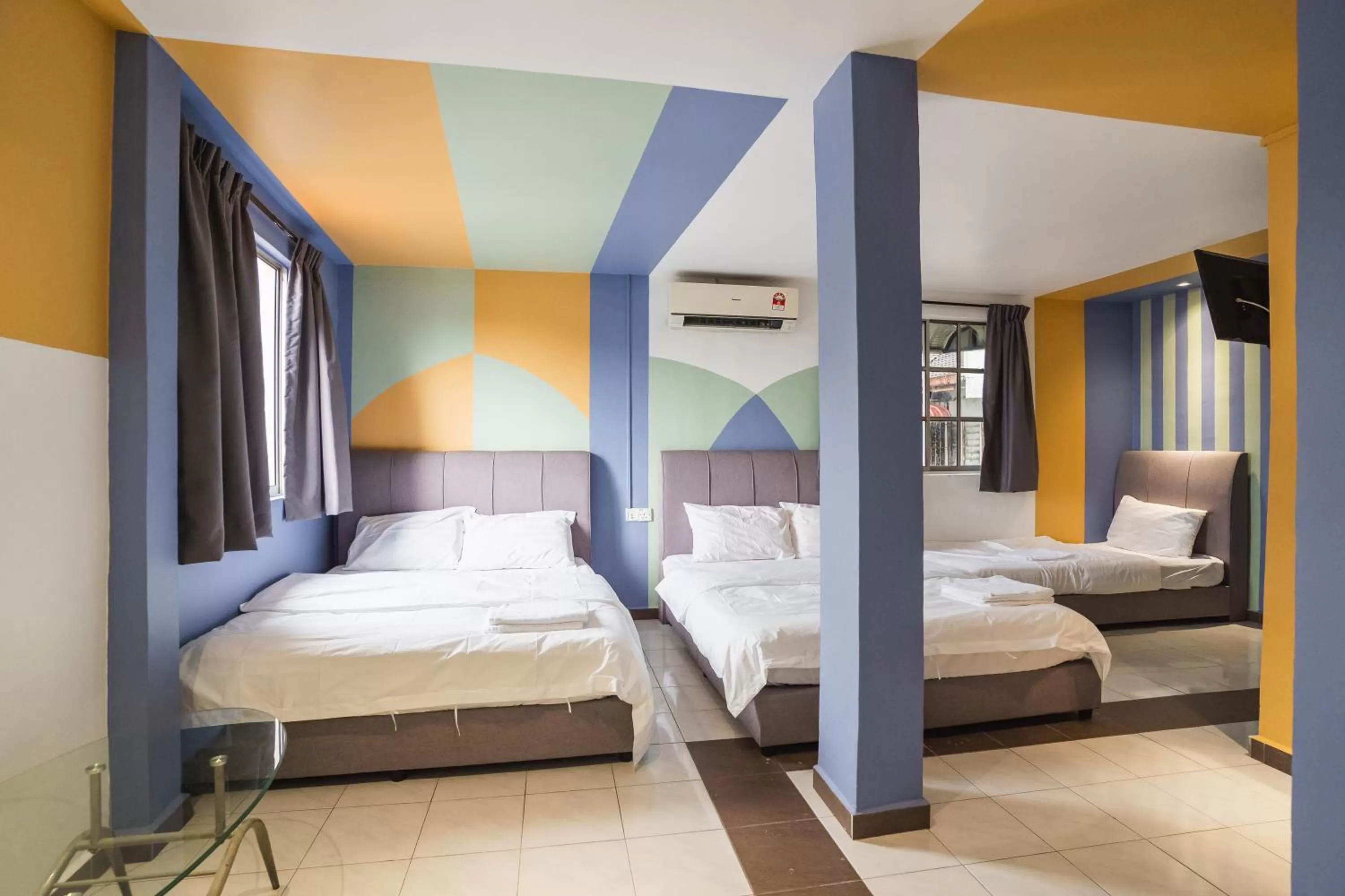 Bed in The Cave By Cactus Hotel Skudai