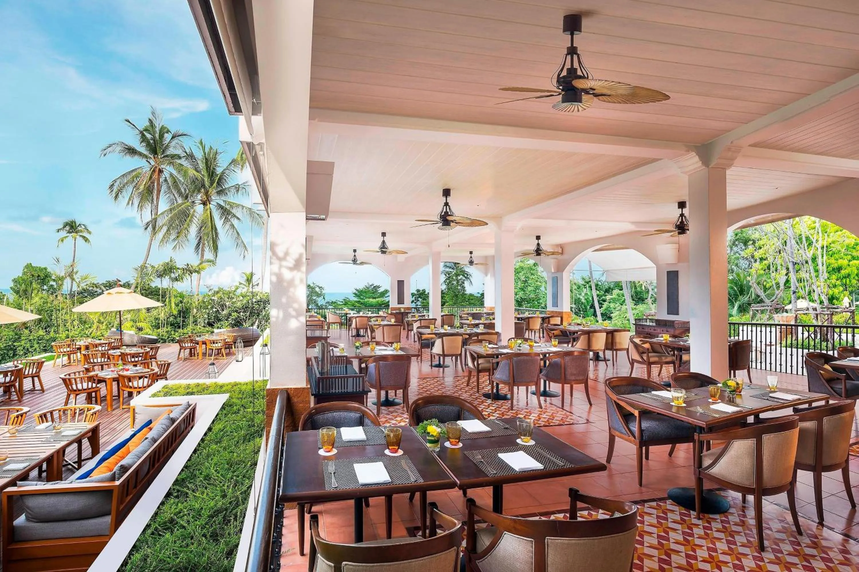 Restaurant/places to eat in Sheraton Samui Resort