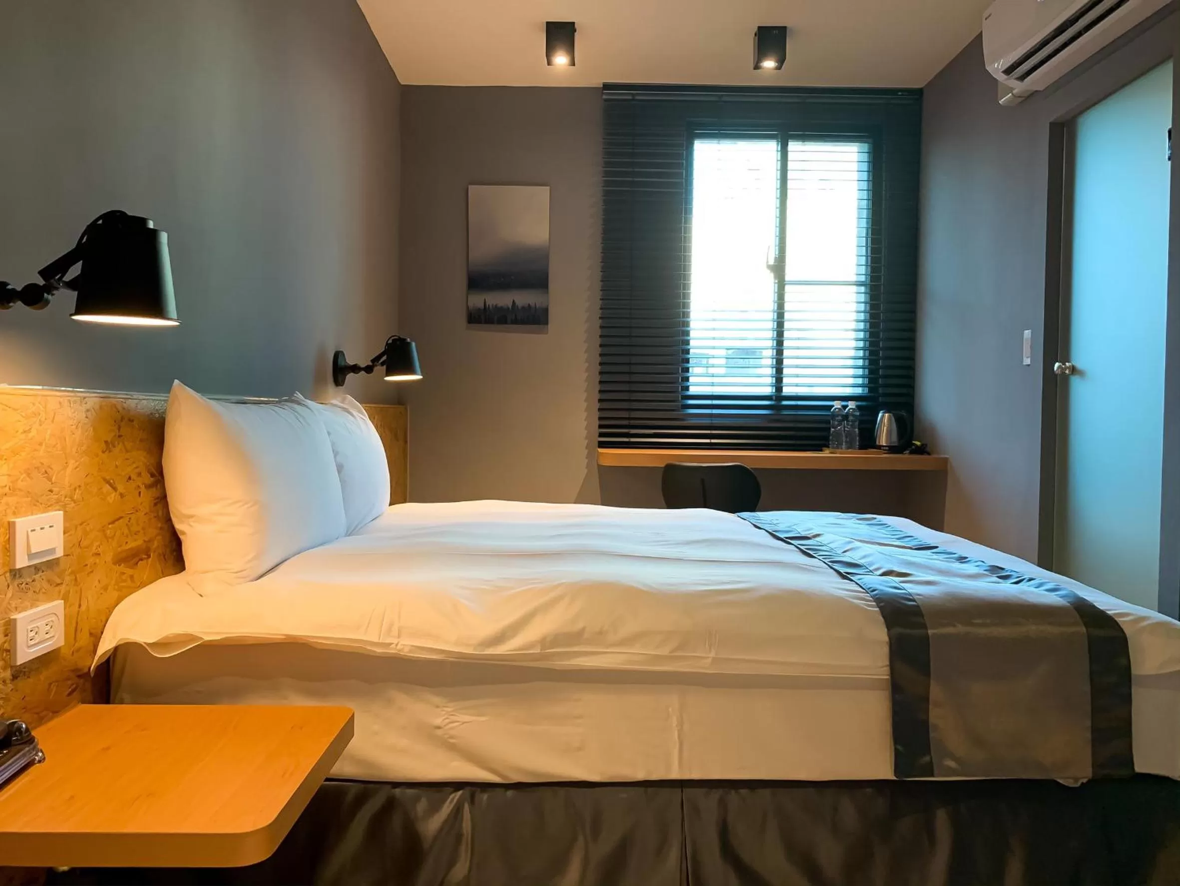 Bed in Raise Hotel Taichung