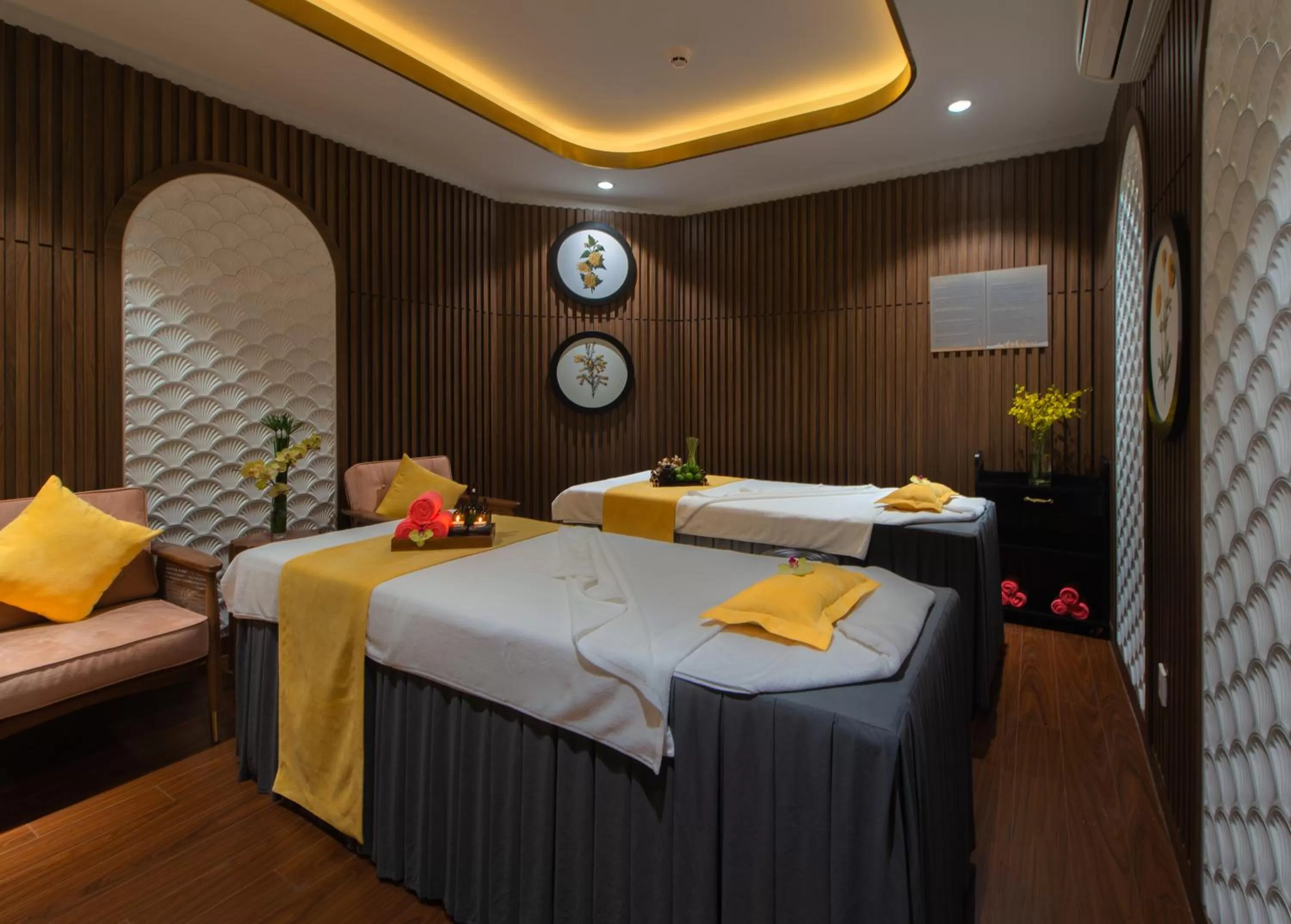Spa and wellness centre/facilities, Bed in Grand Tourane Nha Trang Hotel