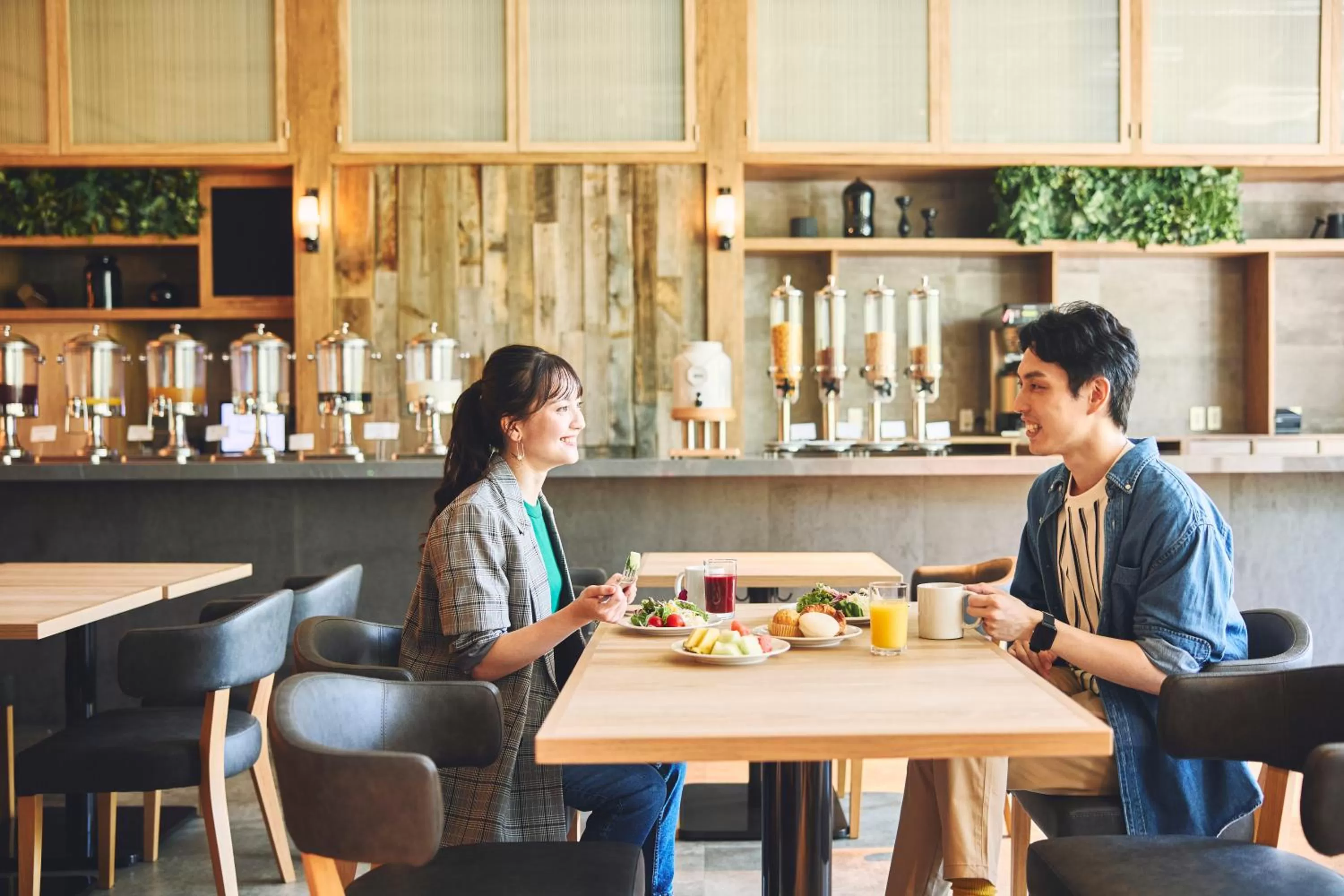 Restaurant/places to eat in Holiday Inn Express Osaka City Centre- Midosuji by IHG