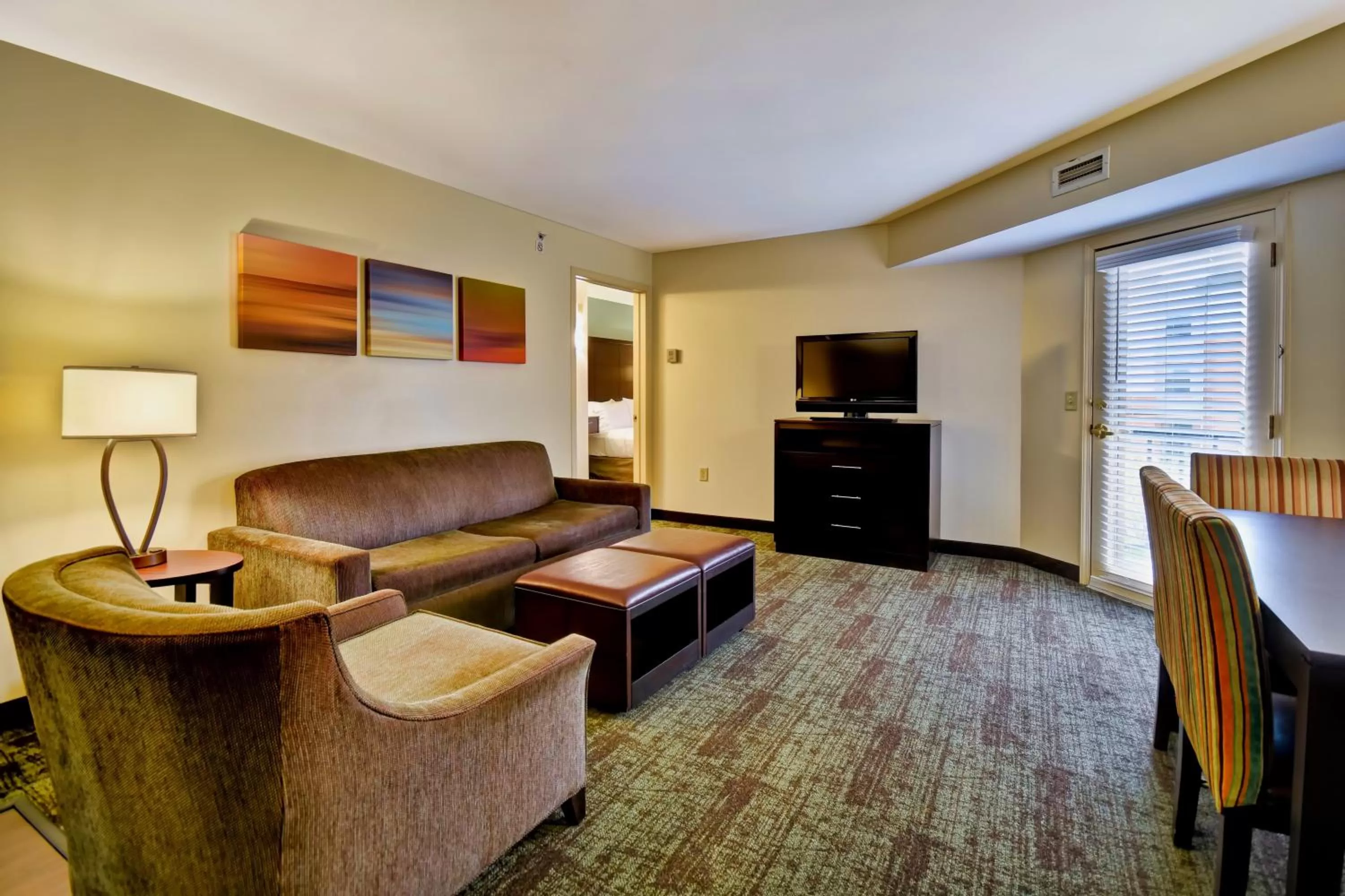Photo of the whole room in Staybridge Suites Middleton/Madison-West by IHG