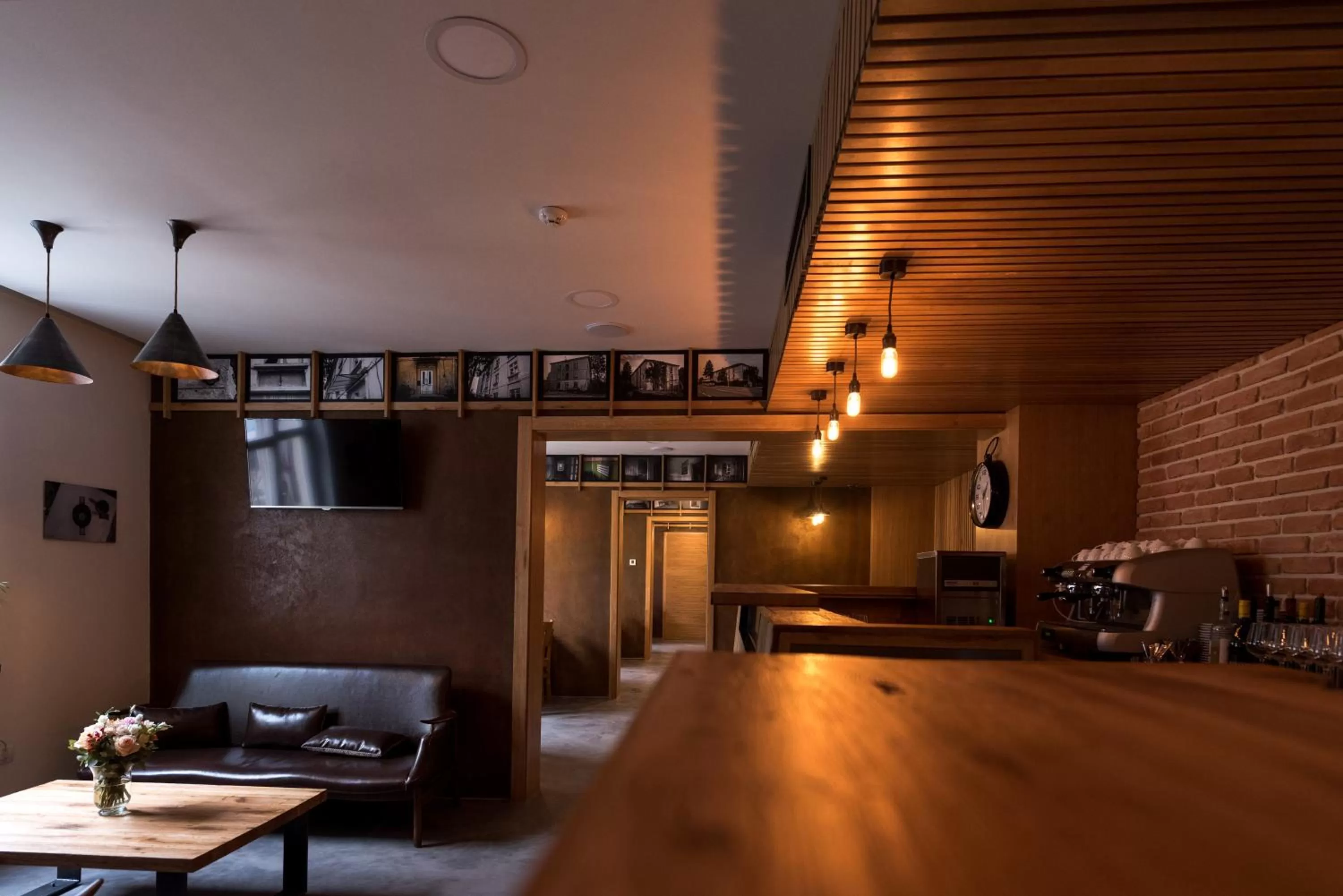 Communal lounge/ TV room in Fidelitas Hotel