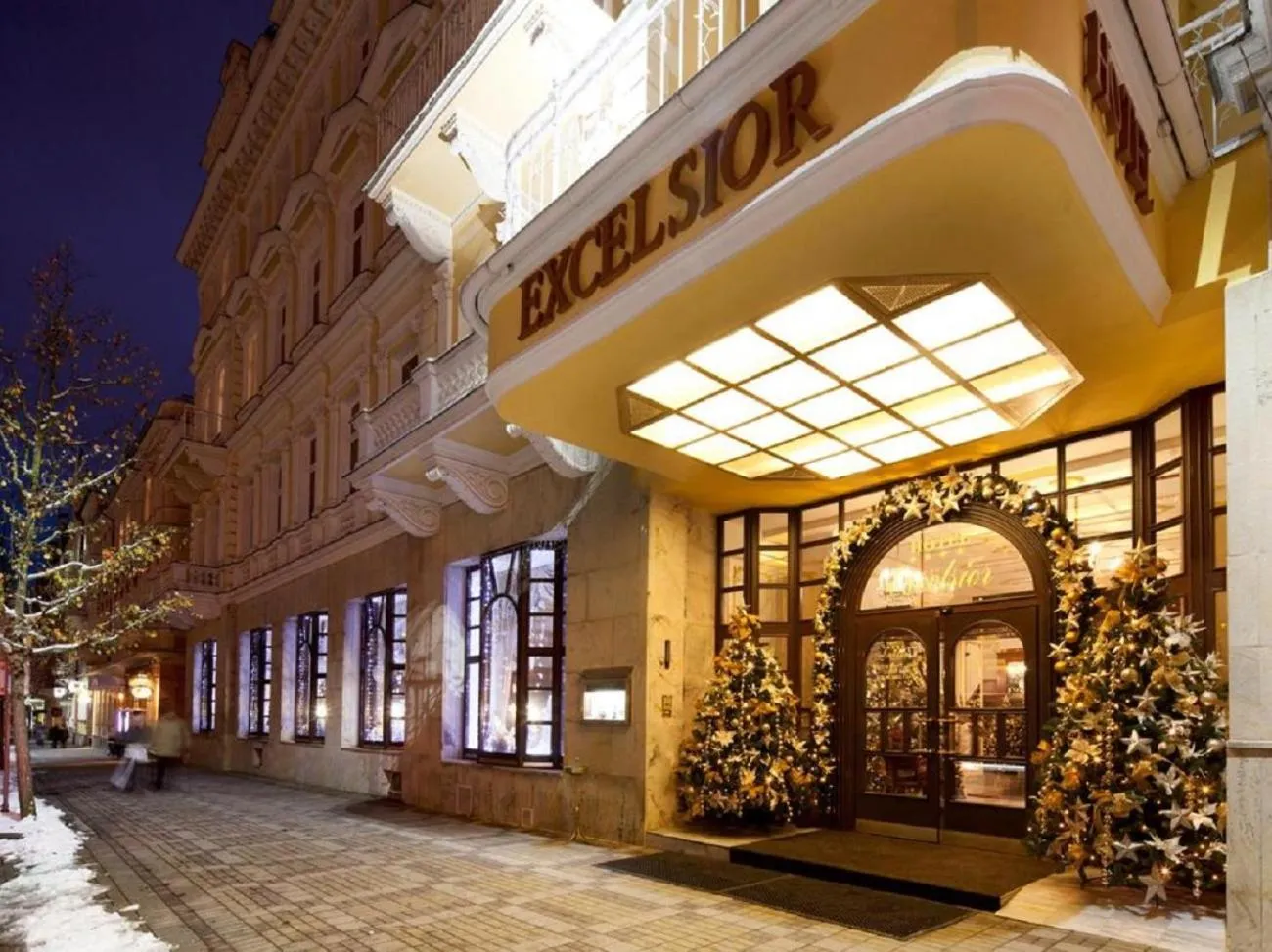 Facade/entrance in Hotel Excelsior
