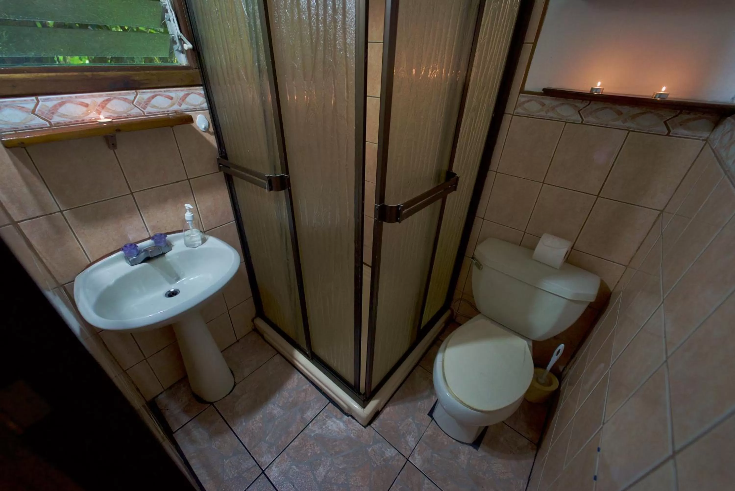 Bathroom in El Mirador Glamping & Apartments & Woodhouse & Swimingpool
