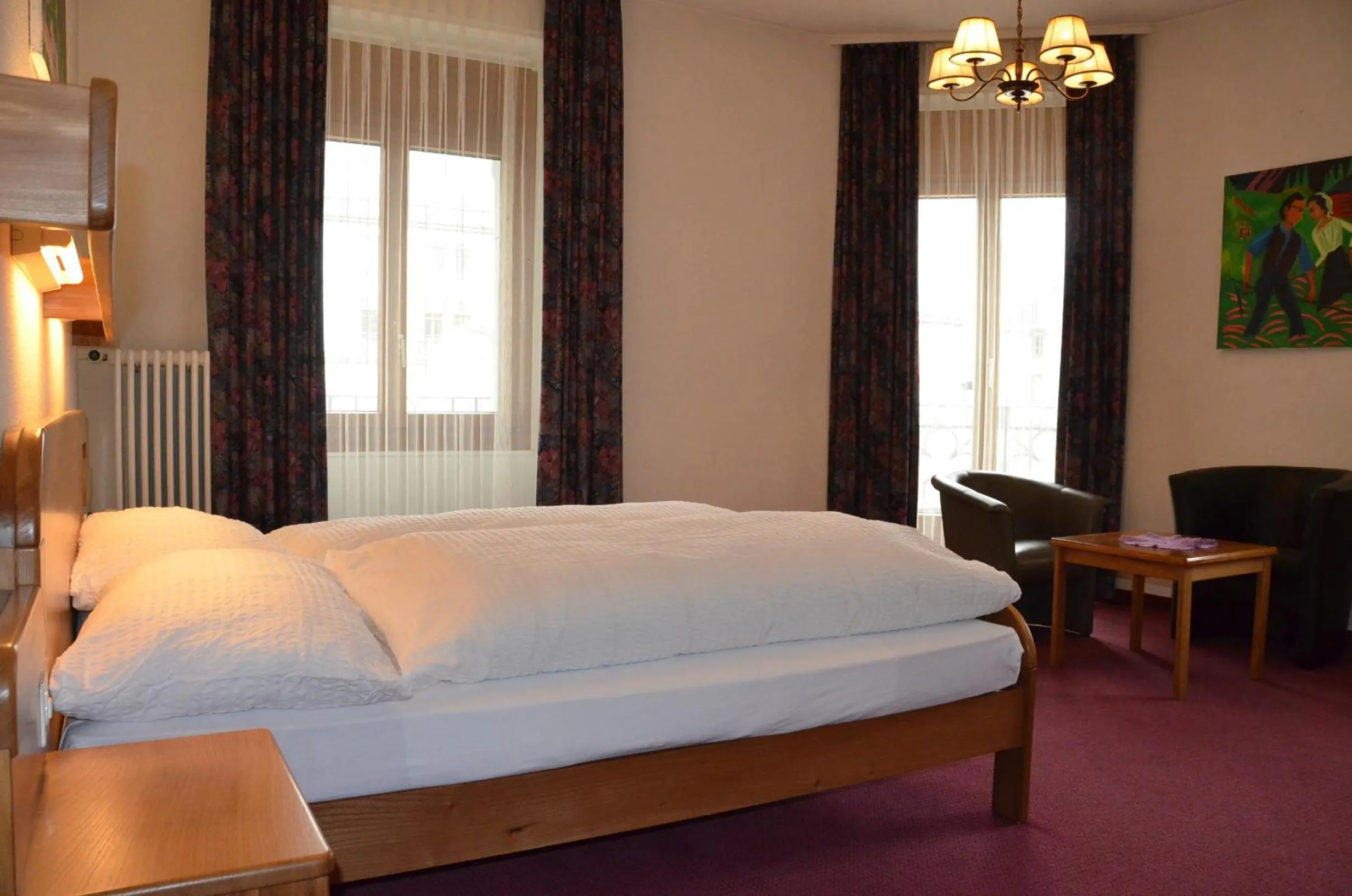 Bed in Hotel Victoria