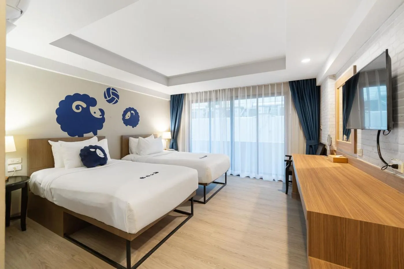 Bed in Kokotel Phuket Patong