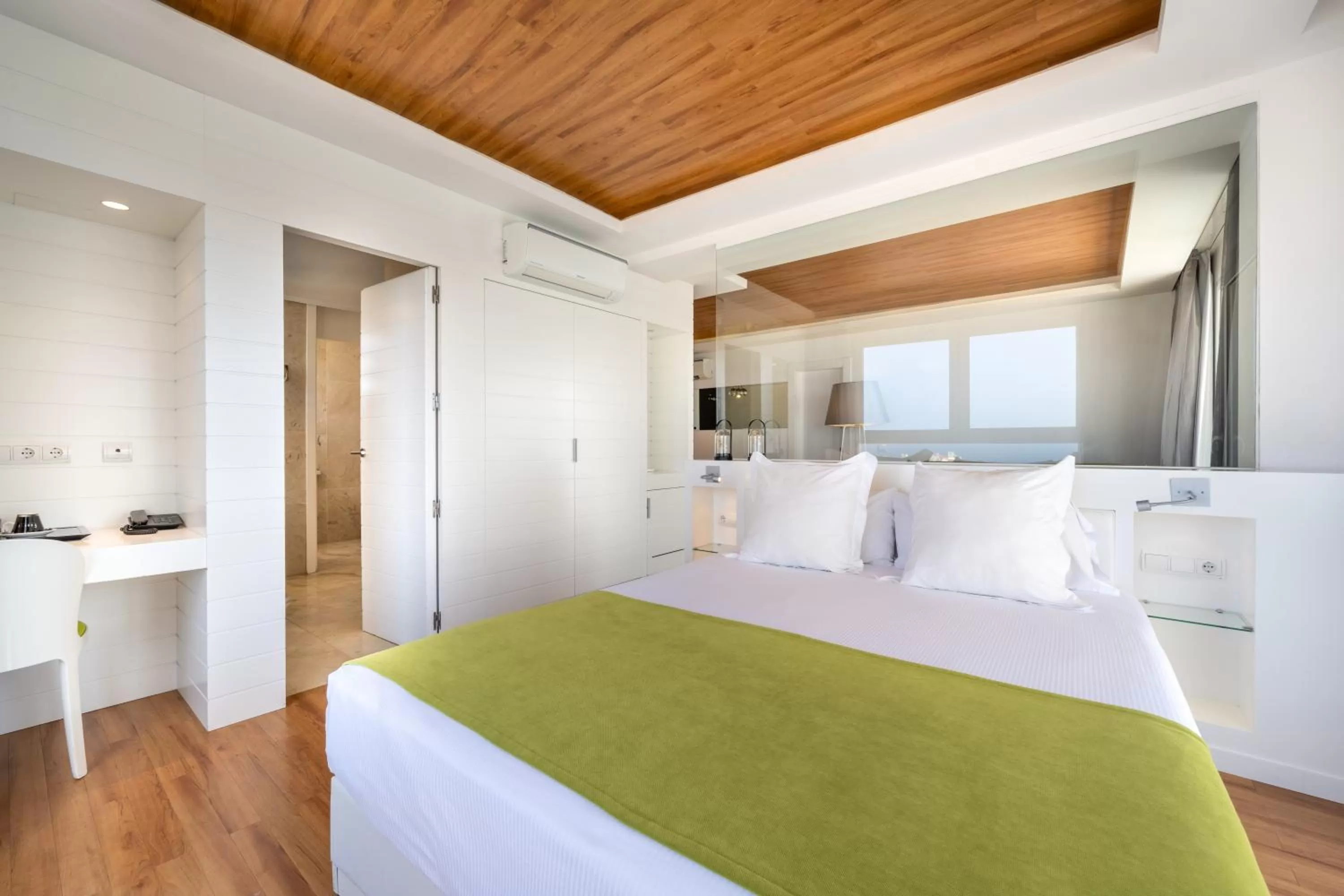 Bed in Climia Benidorm Plaza