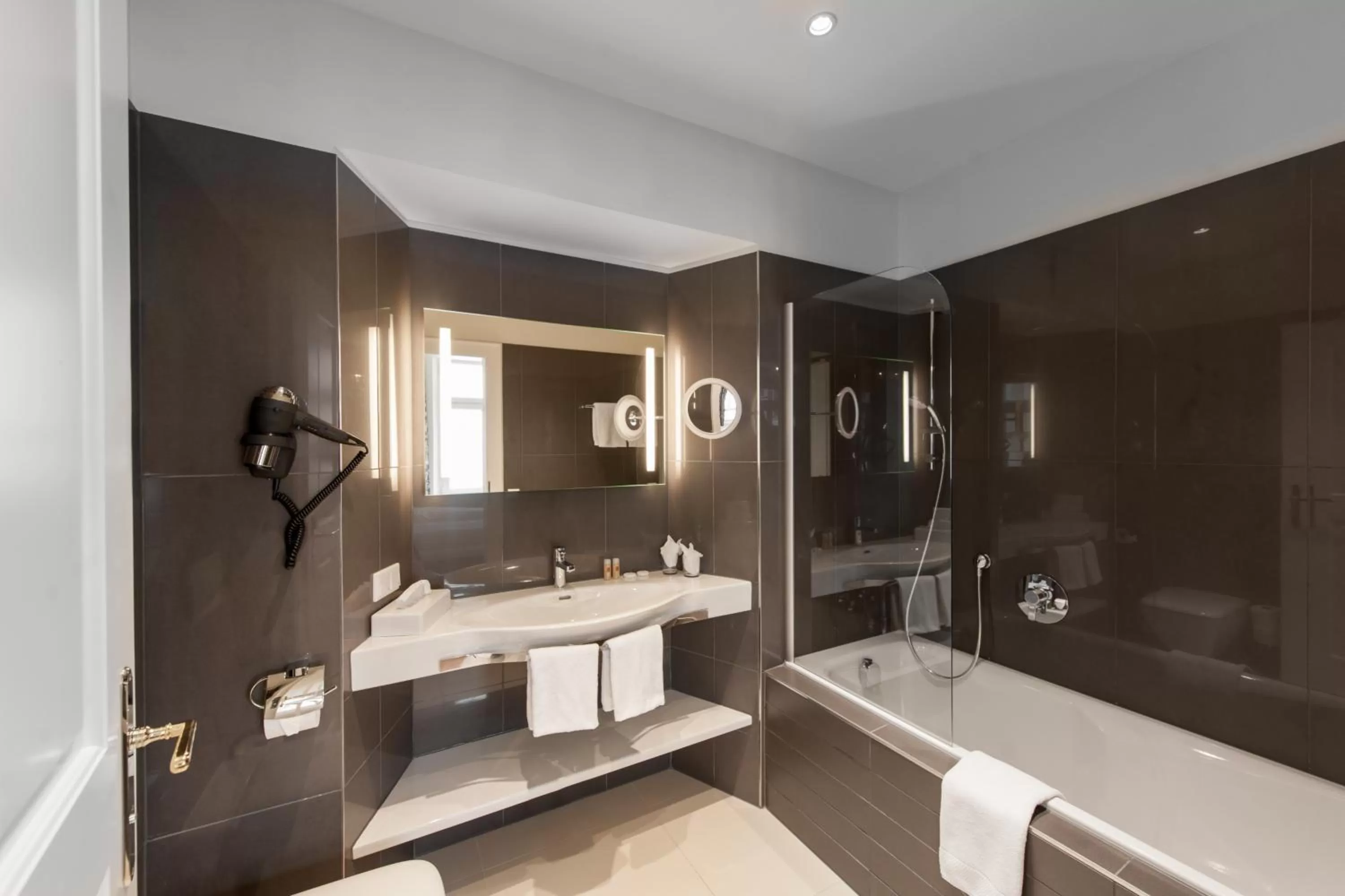 Bathroom in Altstadthotel Wolf-Dietrich