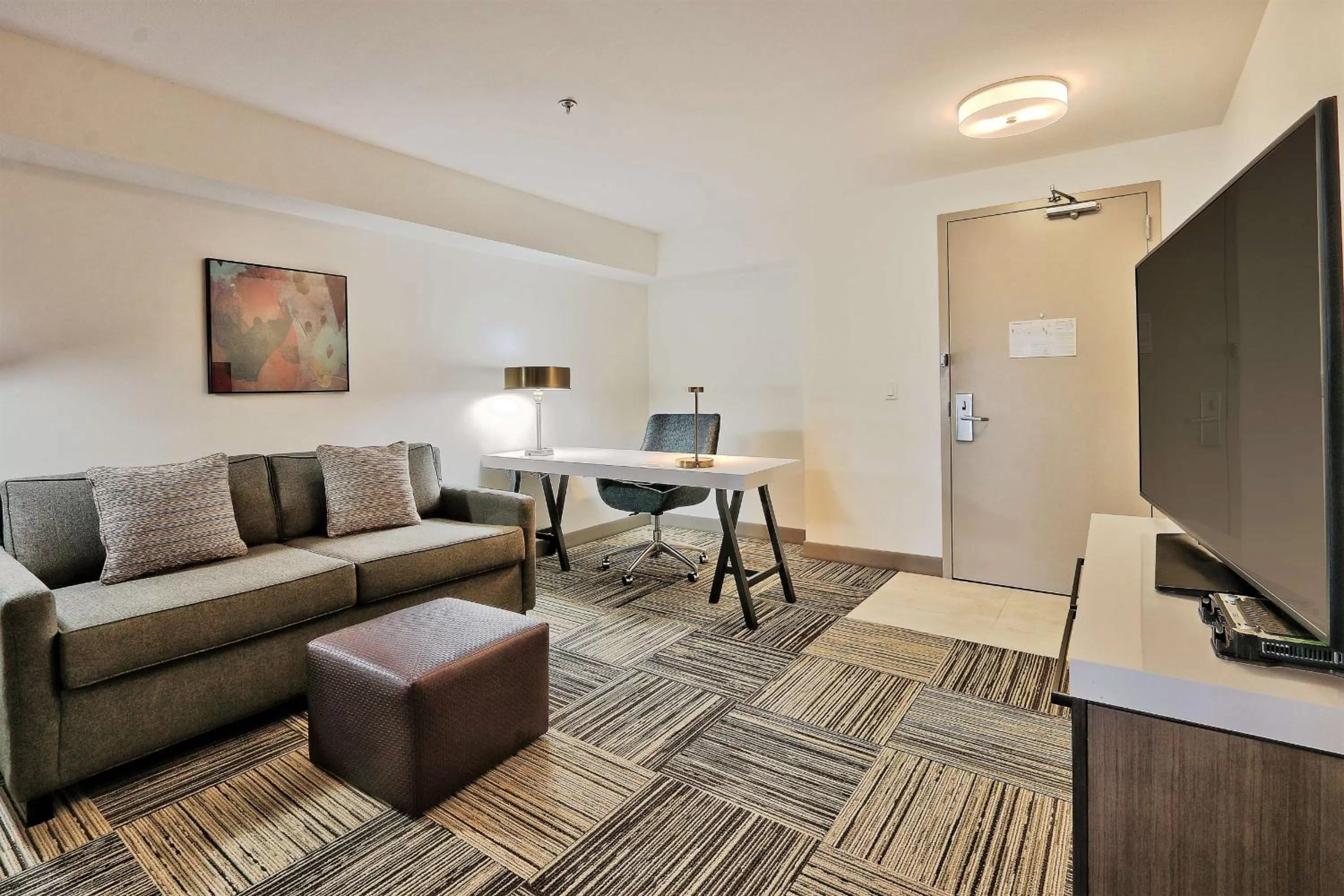 Bedroom in Hilton Garden Inn Albuquerque/Journal Center