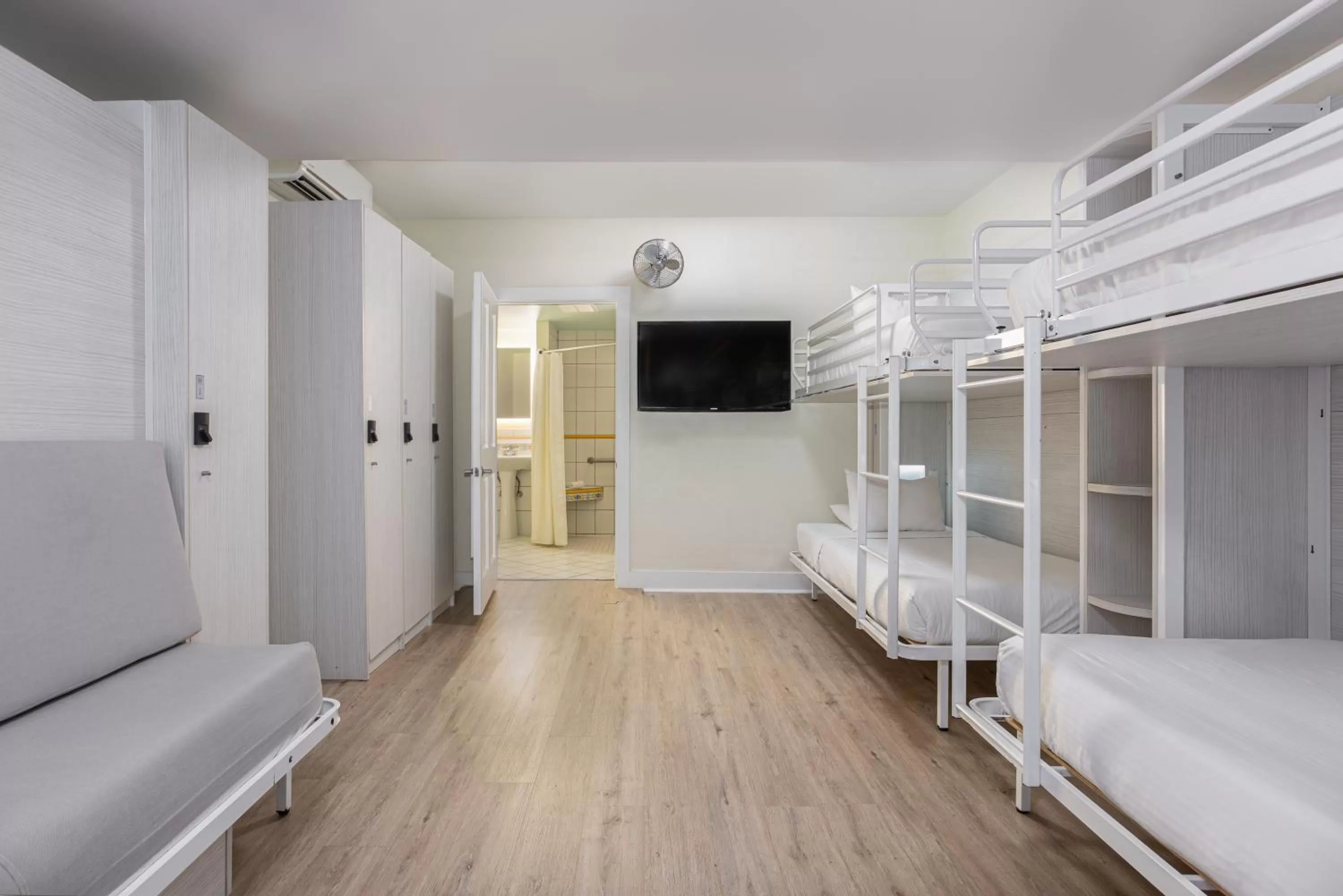 Bathroom, Bed in Nyah - Adult Exclusive