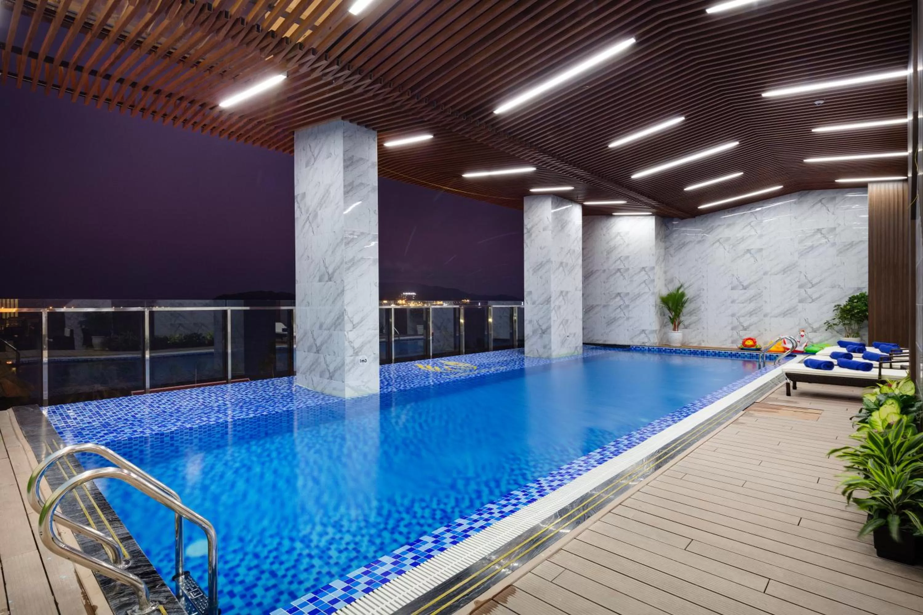 Swimming Pool in Vesna Hotel