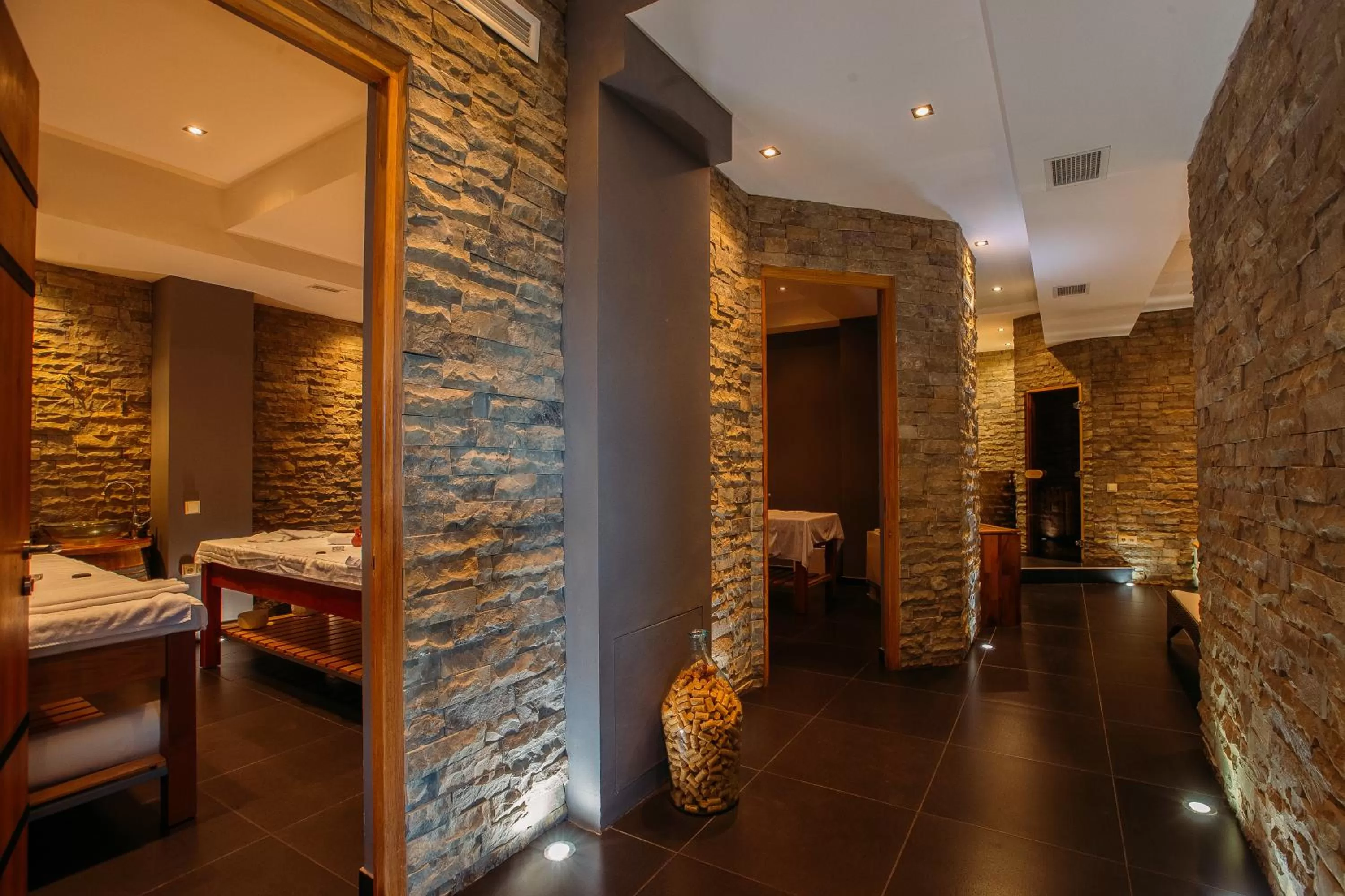 Spa and wellness centre/facilities, Bed in Schuchmann Wines Château,Villas & SPA