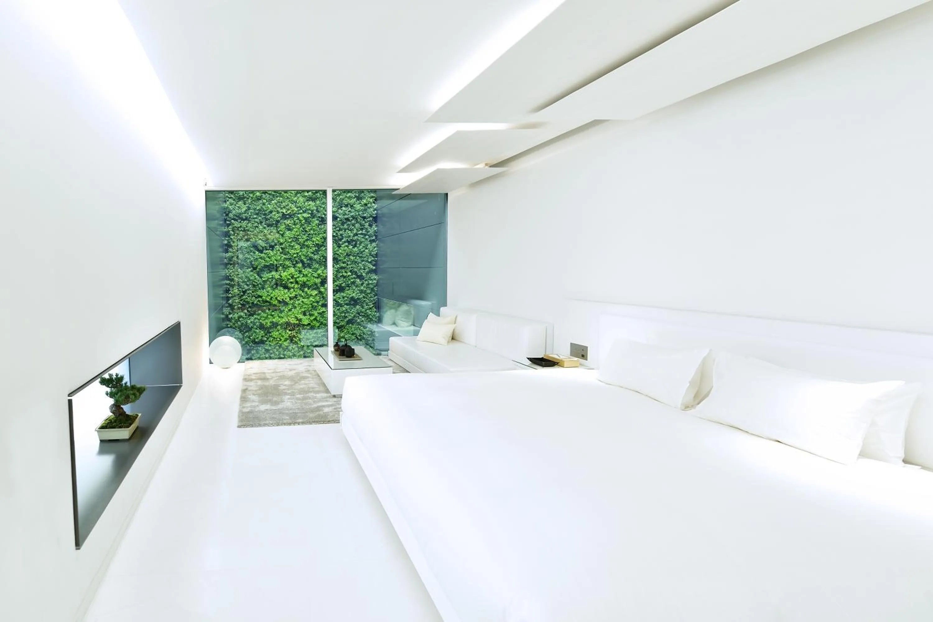 Photo of the whole room, Bed in MOGANA