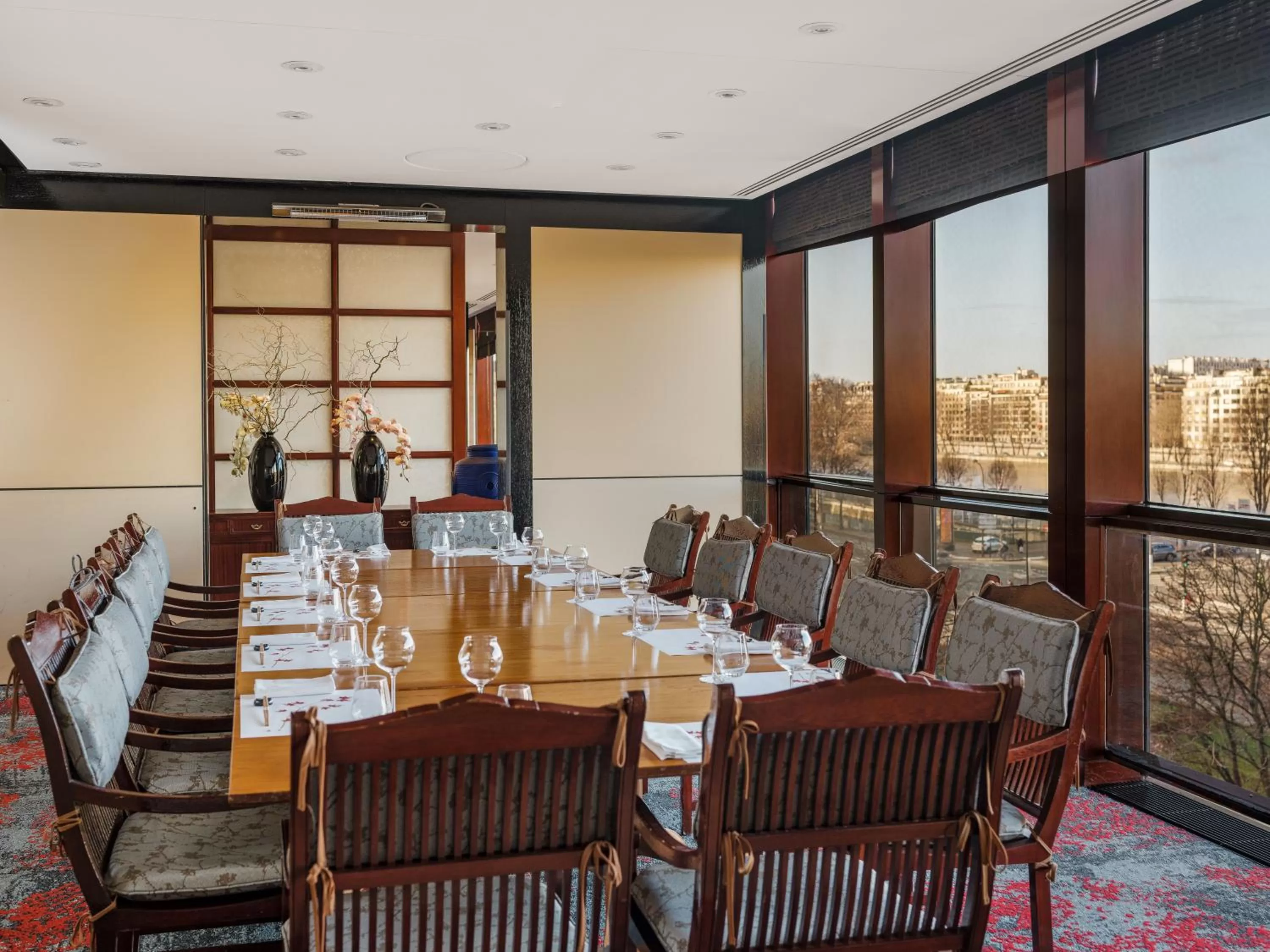 Restaurant/places to eat in Novotel Paris Centre Tour Eiffel