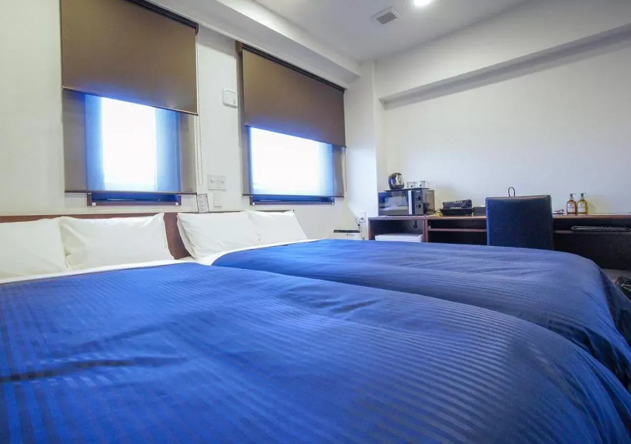 Twin Room - Smoking in HOTEL LiVEMAX Kanazawa Ekimae Twin Room - Smoking in HOTEL LiVEMAX Kanazawa Ekimae